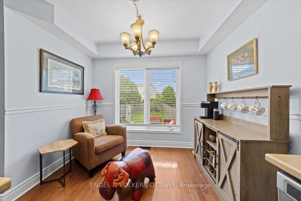 Photo 19 of 319 Hillsboro Private, Ottawa, Kanata - Emerald Meadows/Trailwest — HOMEH