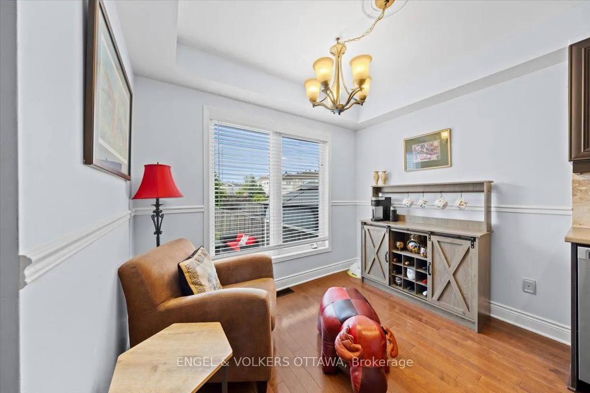 Photo 20 of 319 Hillsboro Private, Ottawa, Kanata - Emerald Meadows/Trailwest — HOMEH