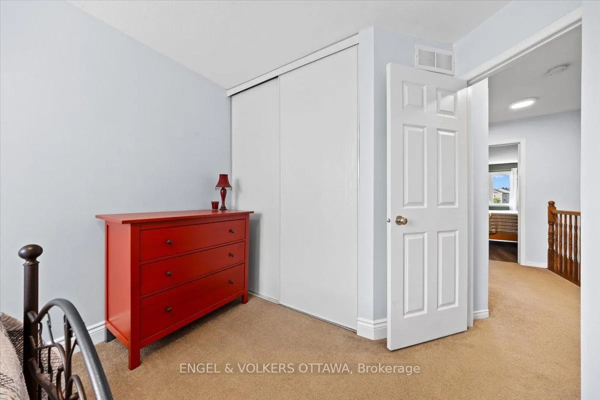 Photo 28 of 319 Hillsboro Private, Ottawa, Kanata - Emerald Meadows/Trailwest — HOMEH