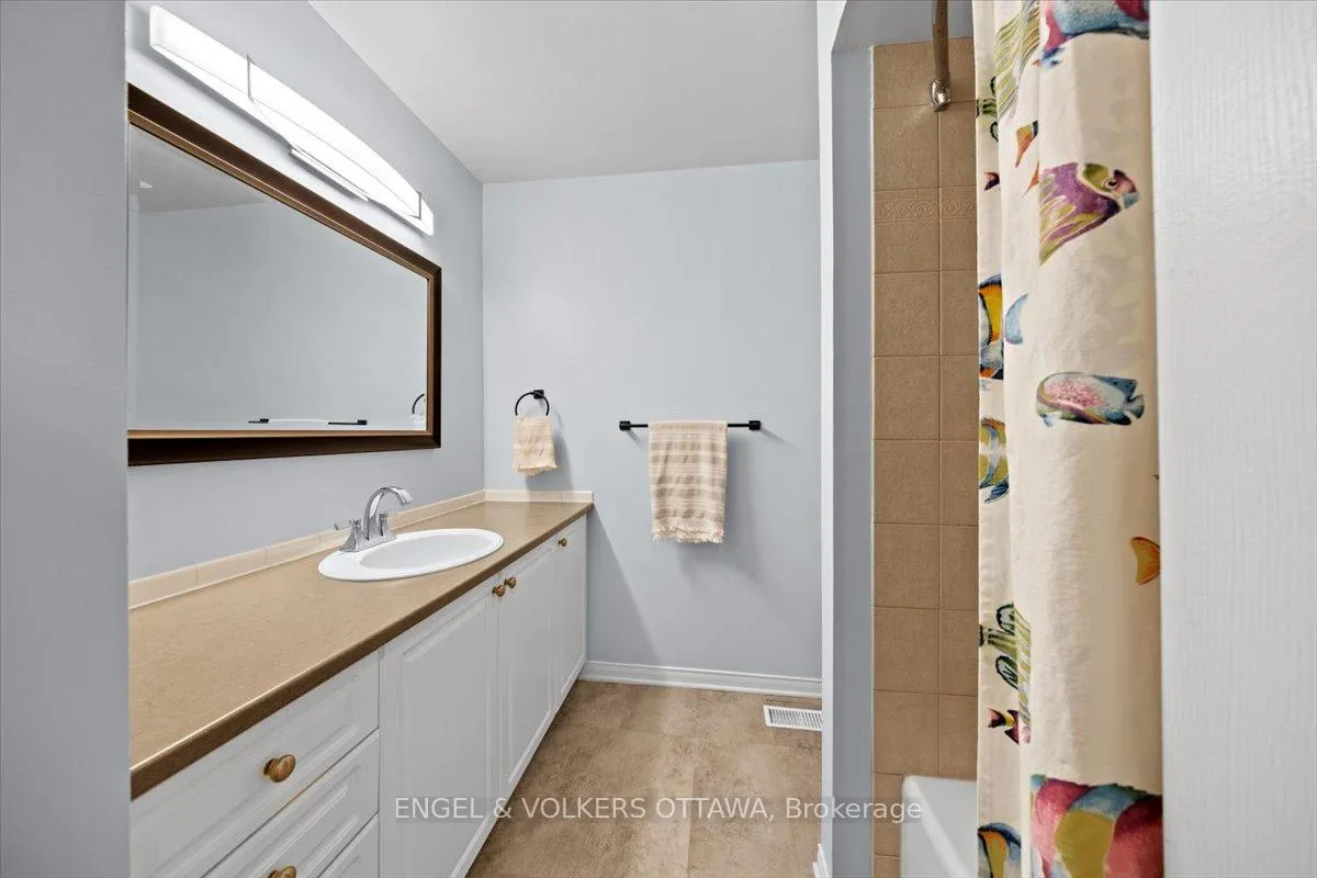 Photo 29 of 319 Hillsboro Private, Ottawa, Kanata - Emerald Meadows/Trailwest — HOMEH