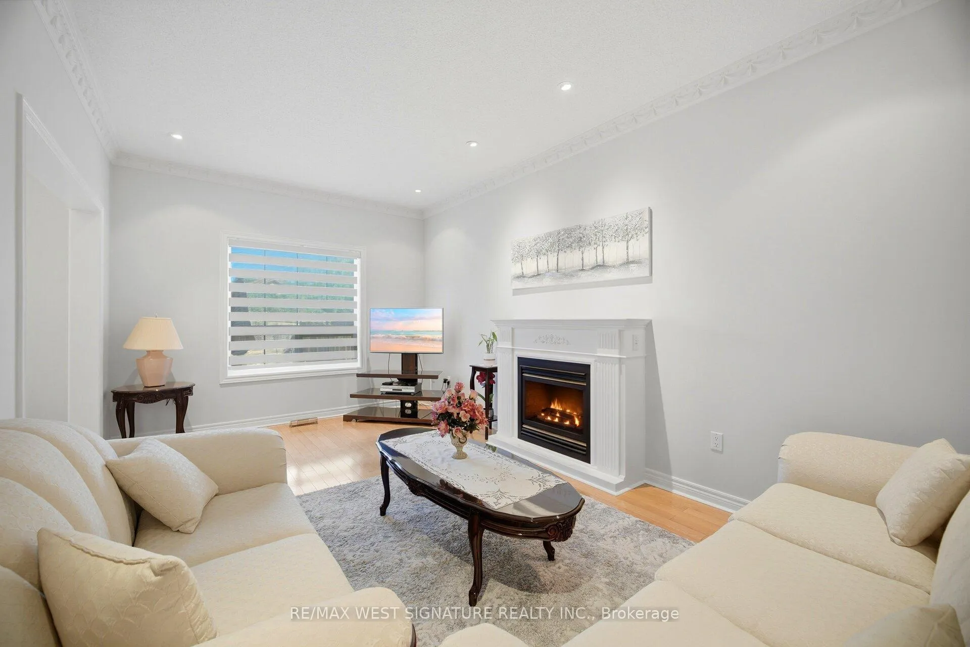 Photo 12 of 14 Blue Diamond Terrace, Vaughan, Sonoma Heights — HOMEH