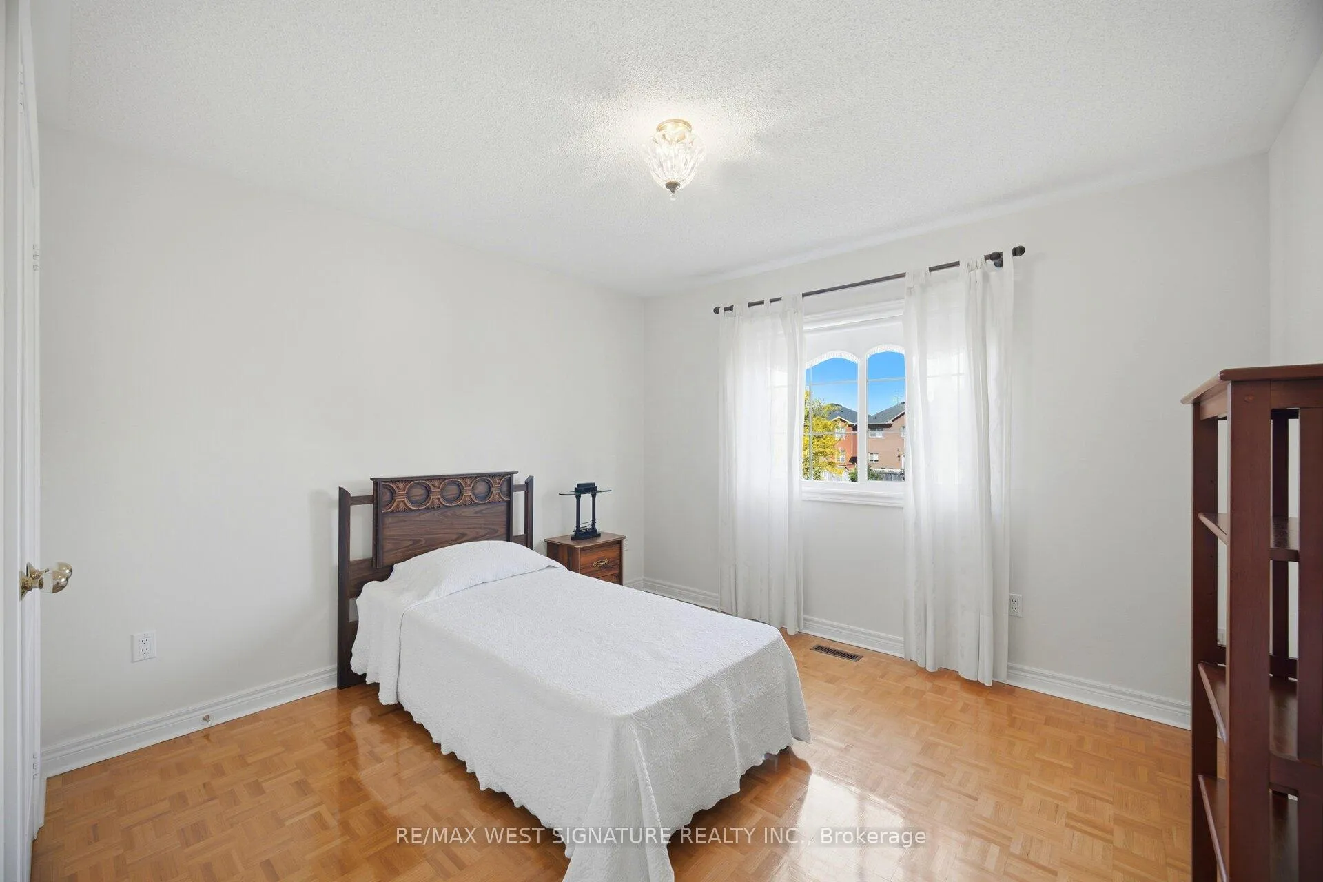 Photo 17 of 14 Blue Diamond Terrace, Vaughan, Sonoma Heights — HOMEH