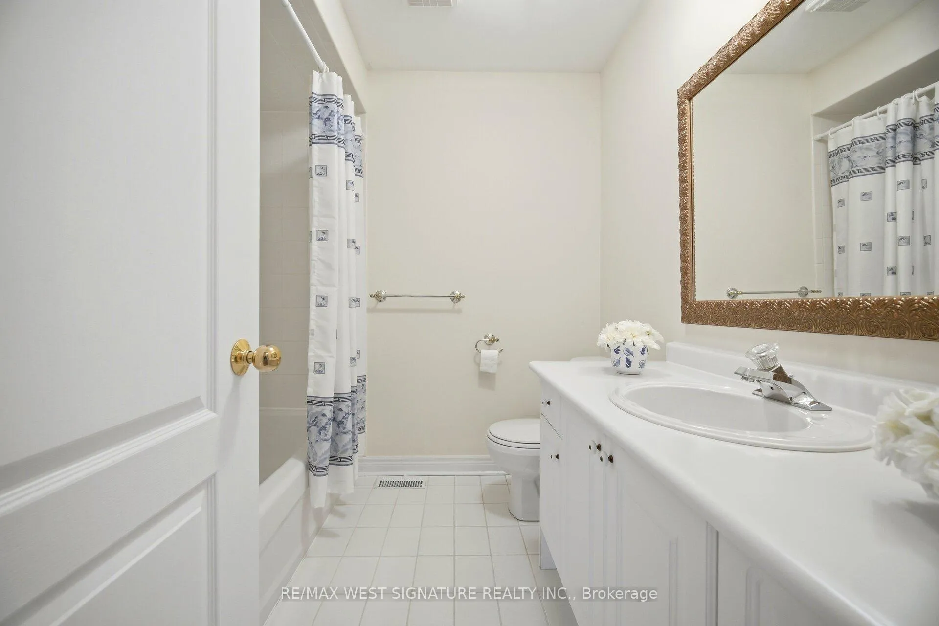 Photo 19 of 14 Blue Diamond Terrace, Vaughan, Sonoma Heights — HOMEH