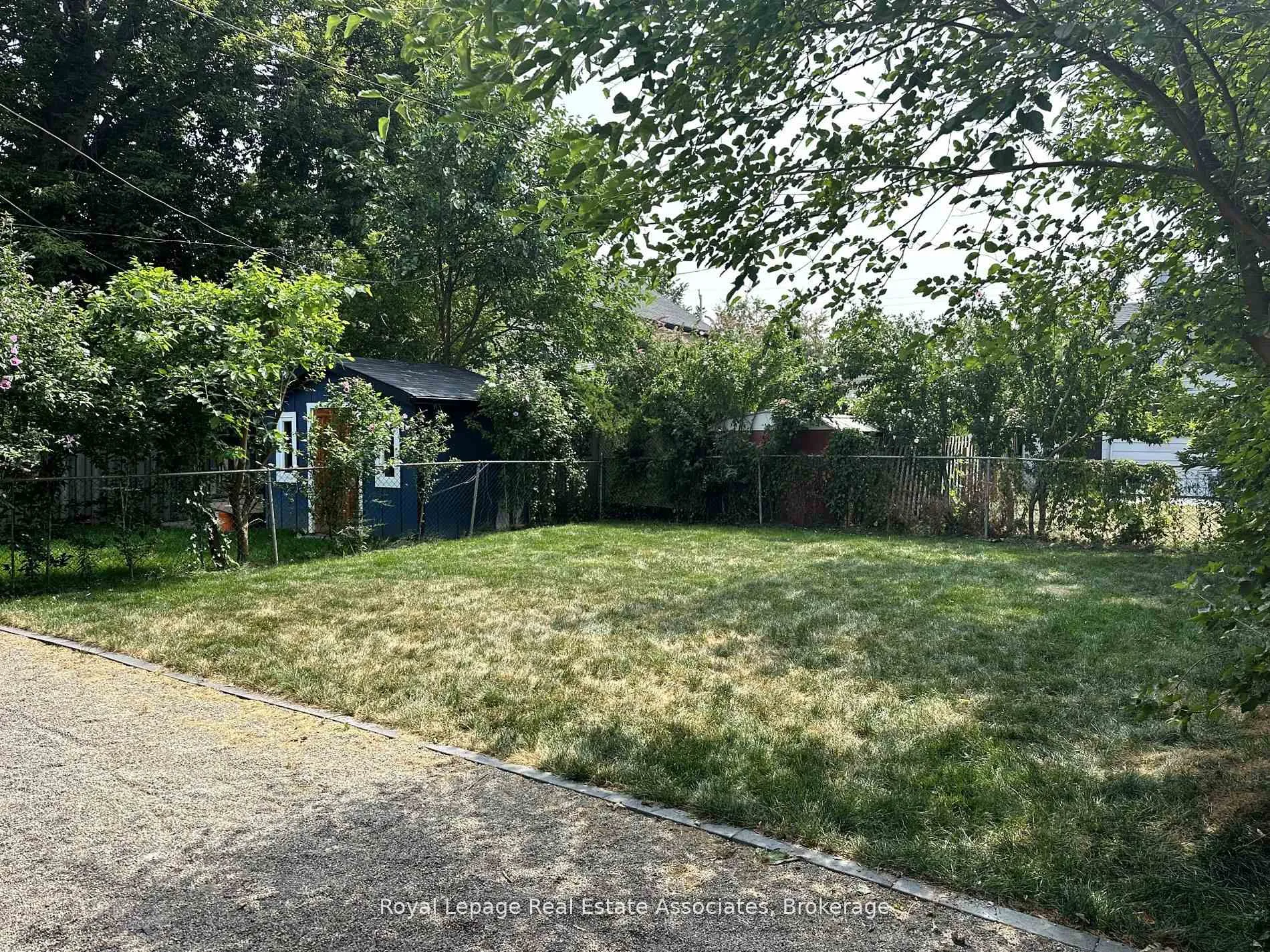 Photo 11 of Unit Lower, 377 Jackson Street W, Hamilton, Kirkendall — HOMEH