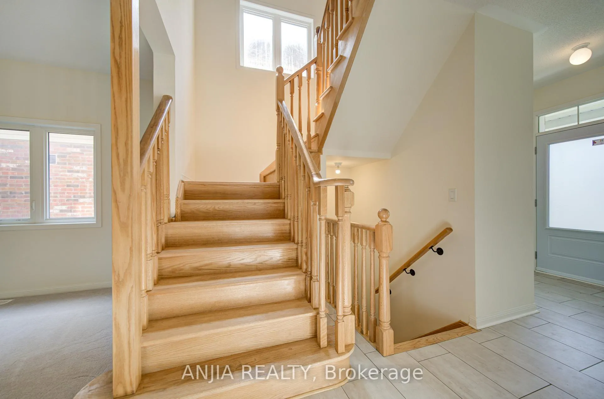 Photo 20 of 9 Cliff Thompson Court, Georgina, Sutton & Jackson's Point — HOMEH
