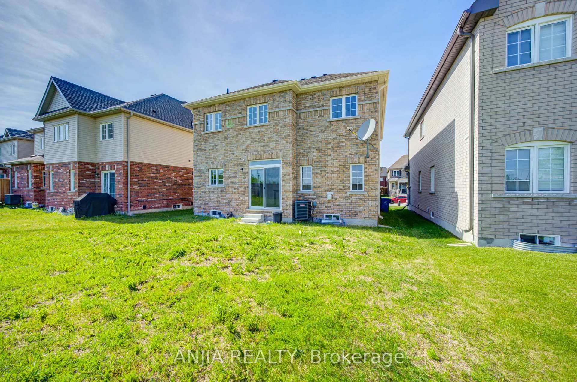 Photo 45 of 9 Cliff Thompson Court, Georgina, Sutton & Jackson's Point — HOMEH