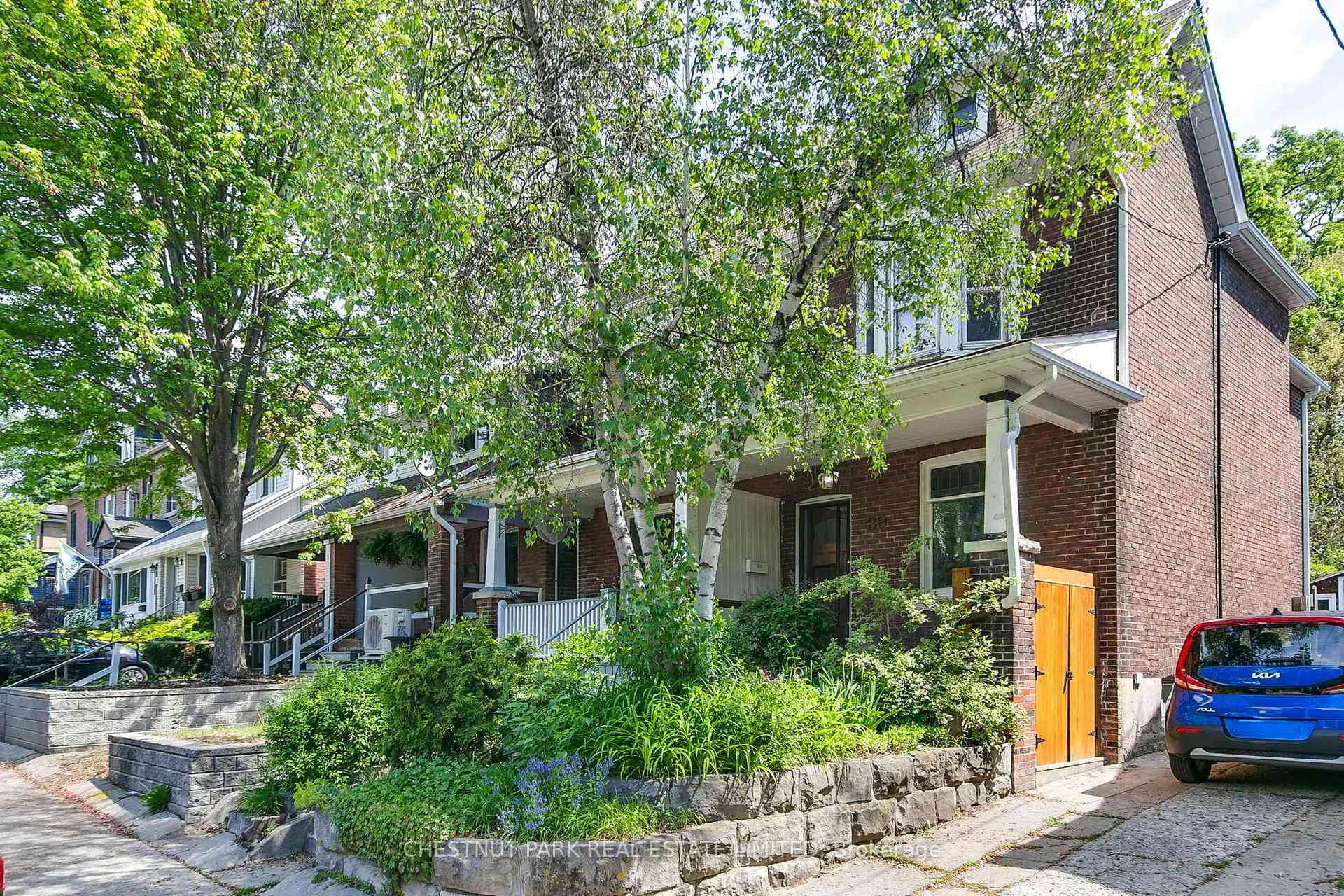 Photo 2 of 39 Devon Road, Toronto, East End-Danforth — HOMEH