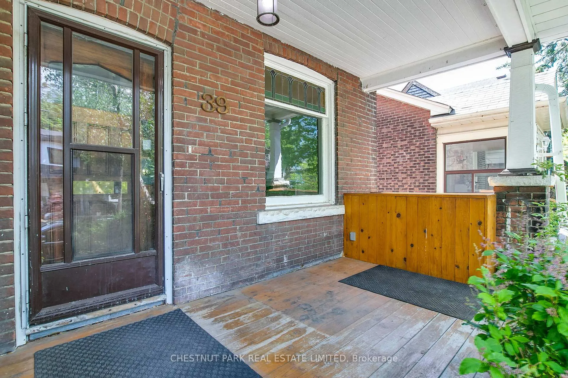 Photo 5 of 39 Devon Road, Toronto, East End-Danforth — HOMEH