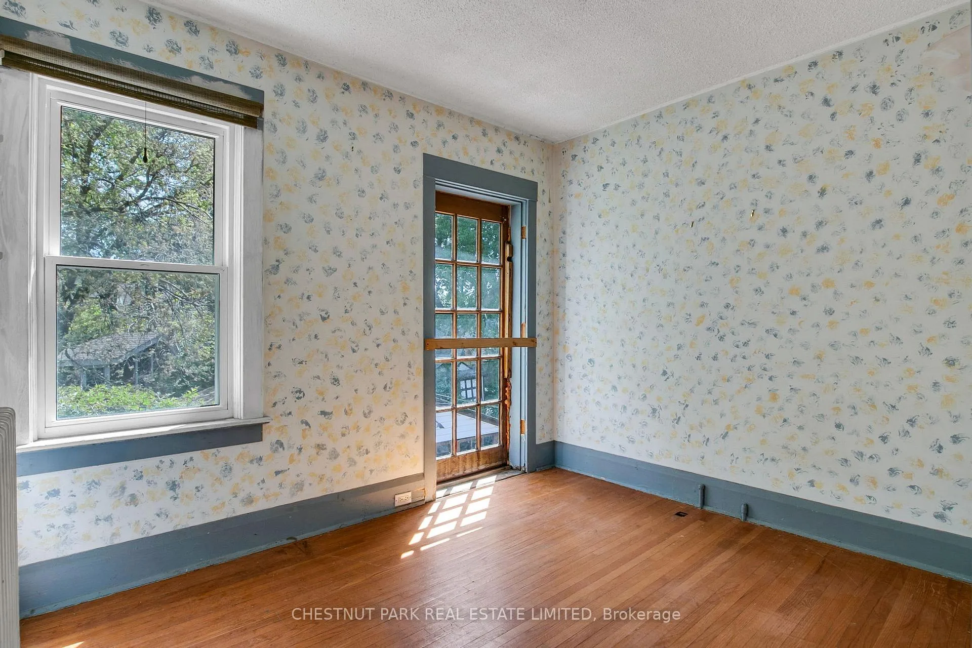 Photo 20 of 39 Devon Road, Toronto, East End-Danforth — HOMEH