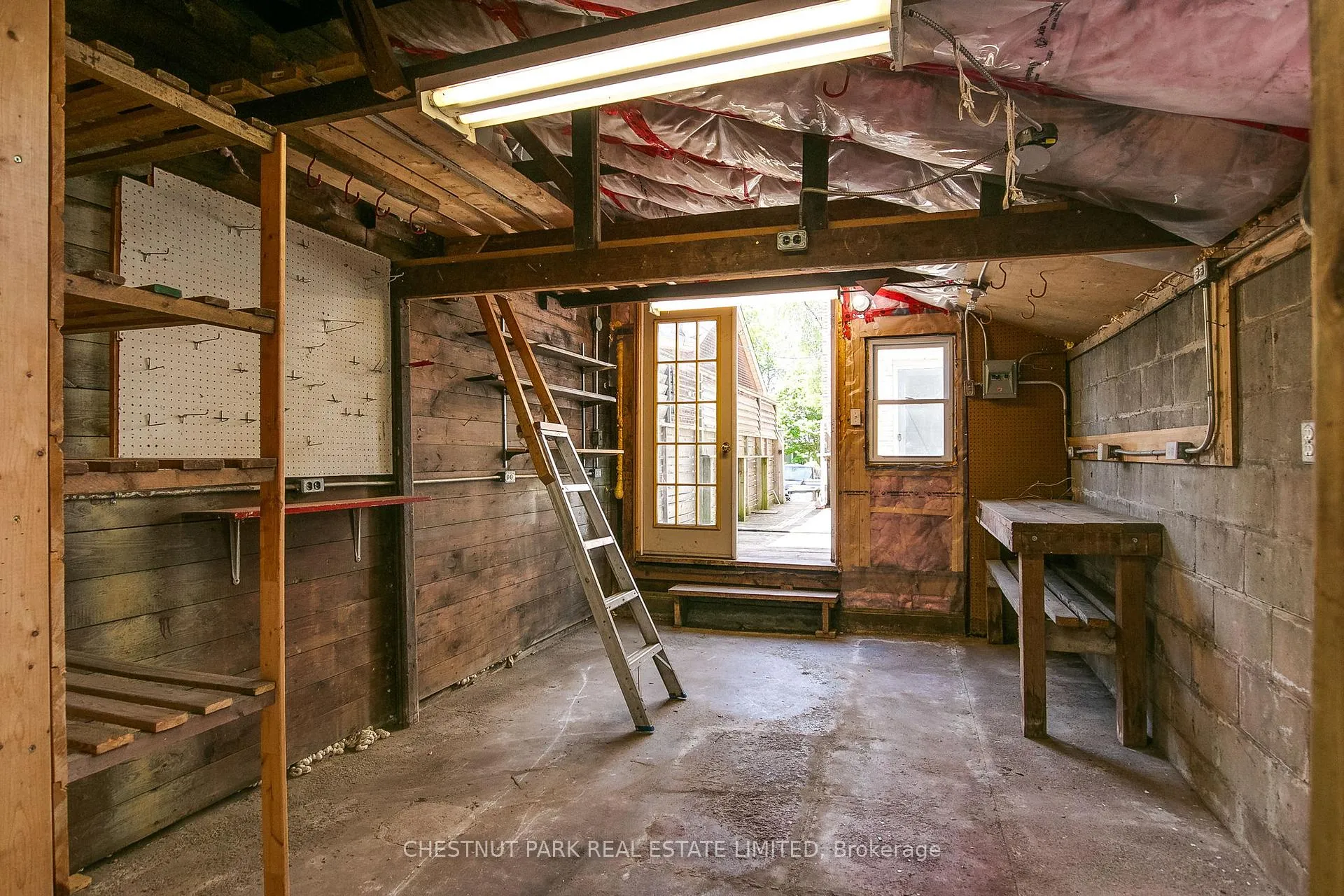 Photo 34 of 39 Devon Road, Toronto, East End-Danforth — HOMEH