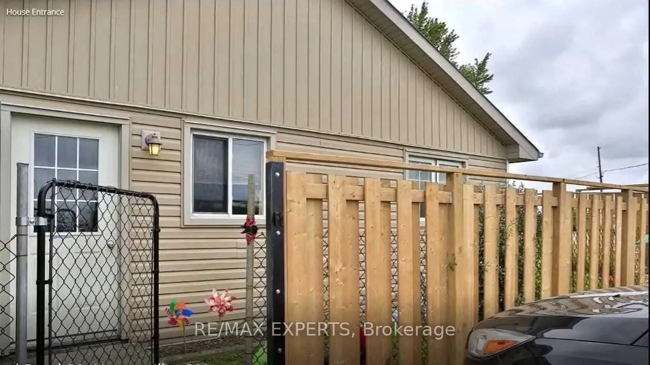 Front of 180 Haldimand Road 20