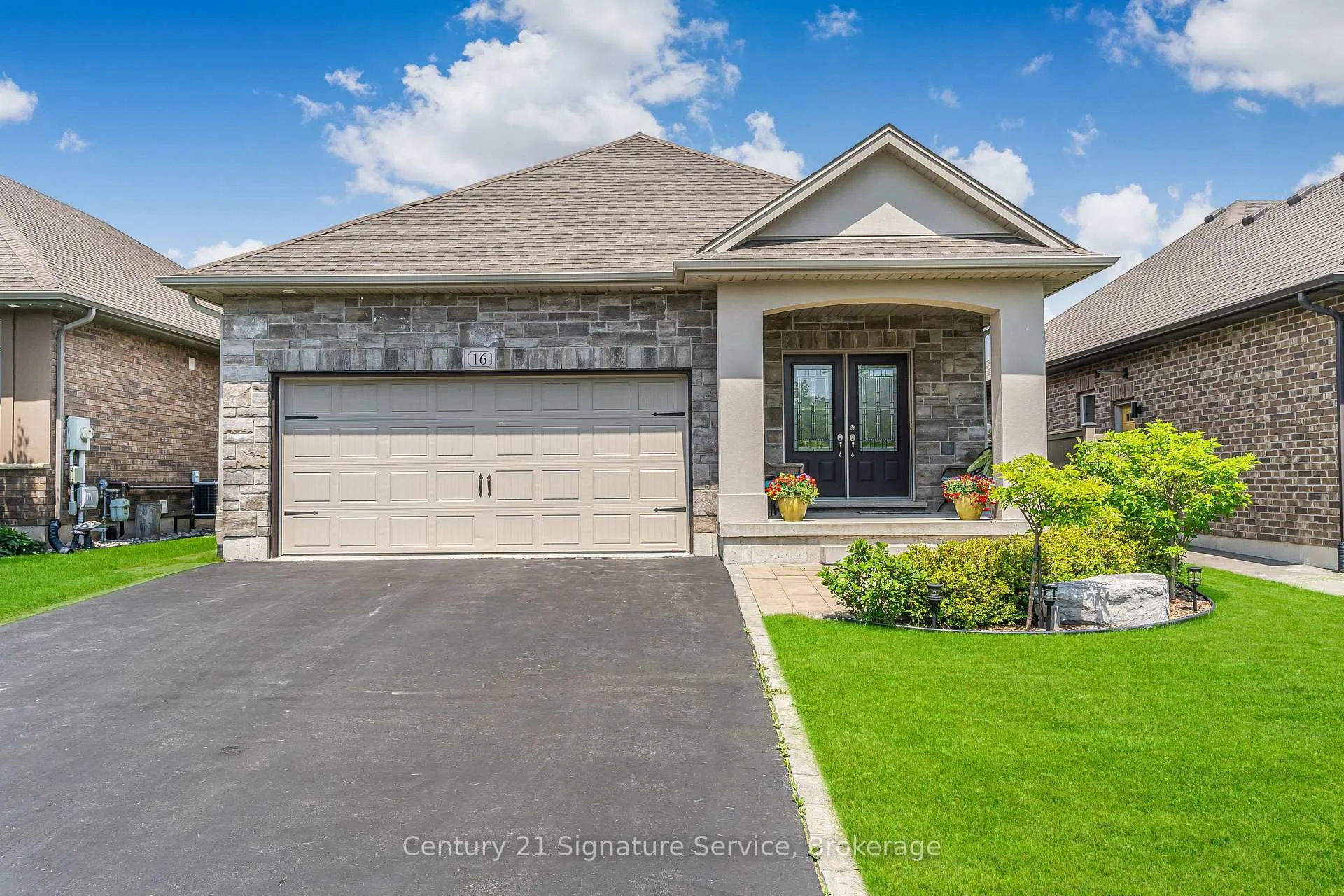 Photo 1 of 16 Gaiser Road, Welland, Coyle Creek — HOMEH