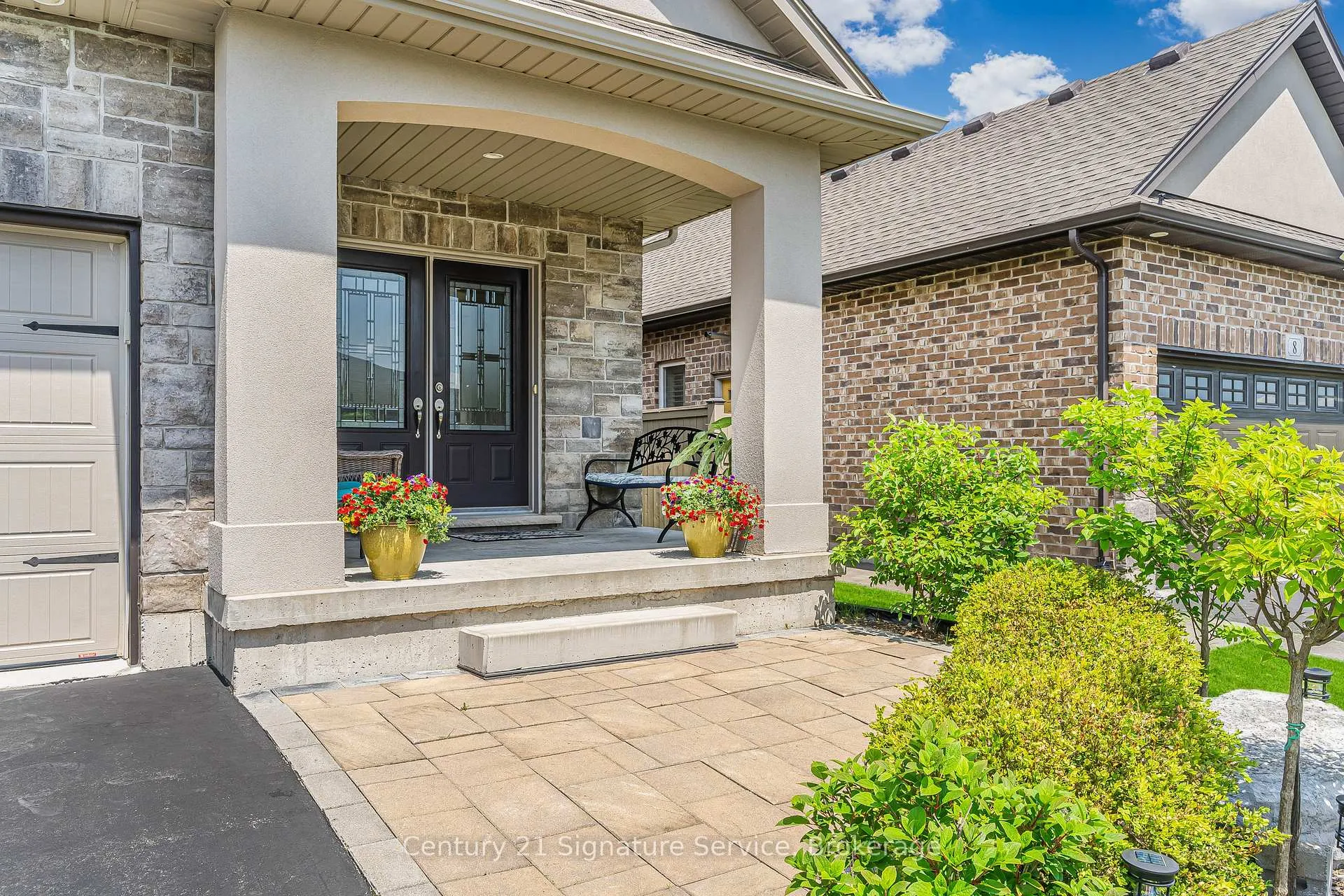 Photo 2 of 16 Gaiser Road, Welland, Coyle Creek — HOMEH