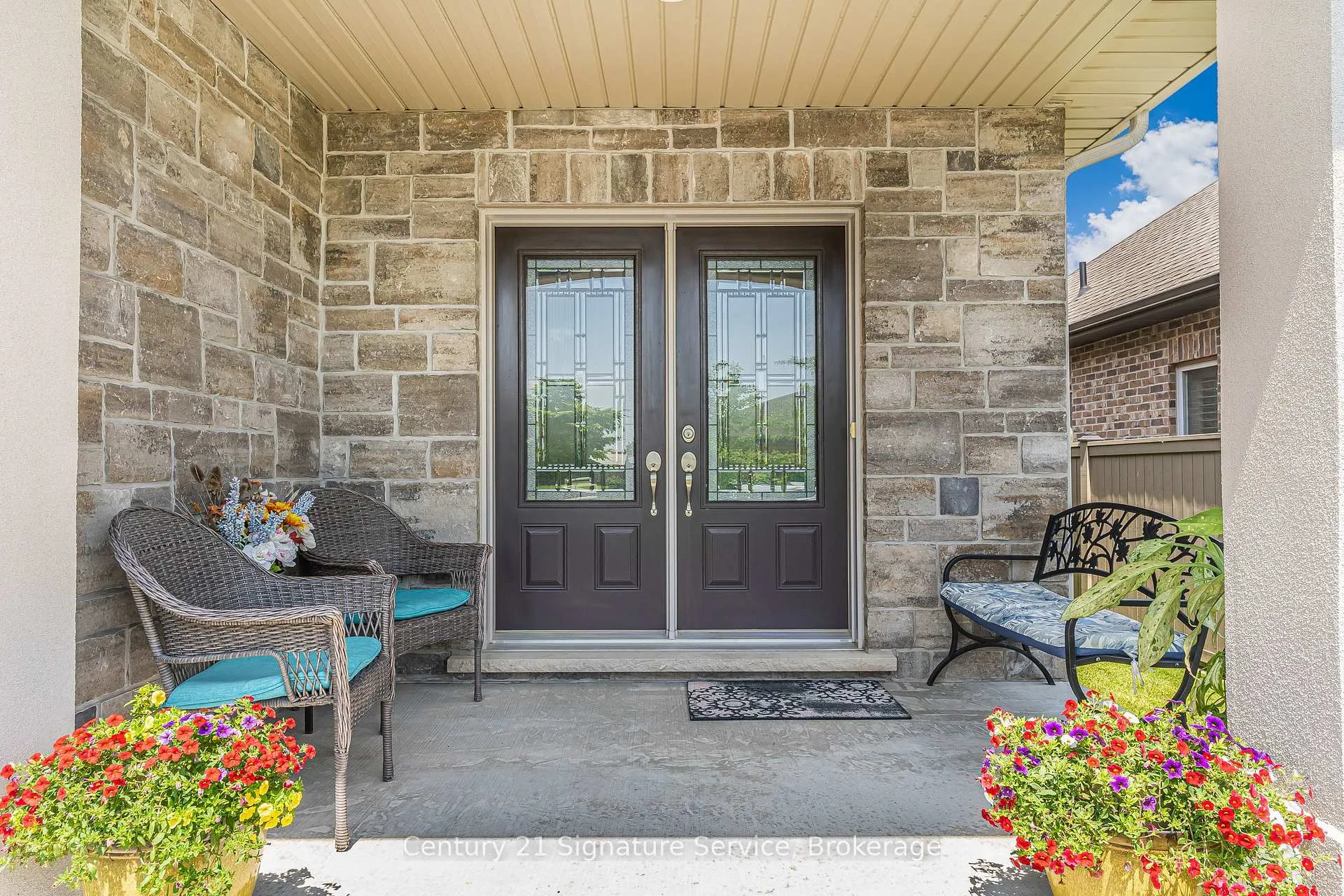 Photo 3 of 16 Gaiser Road, Welland, Coyle Creek — HOMEH