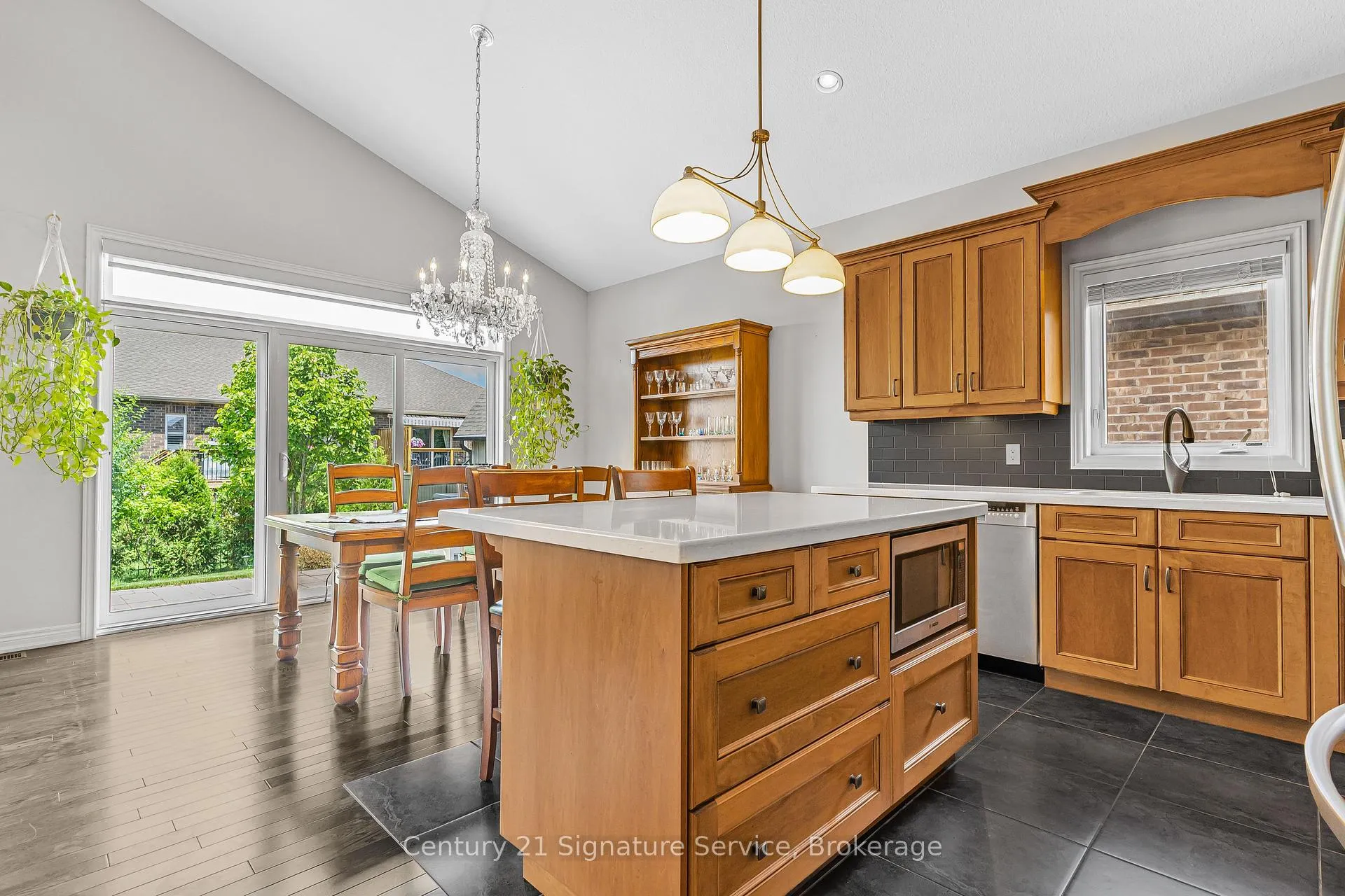 Photo 12 of 16 Gaiser Road, Welland, Coyle Creek — HOMEH