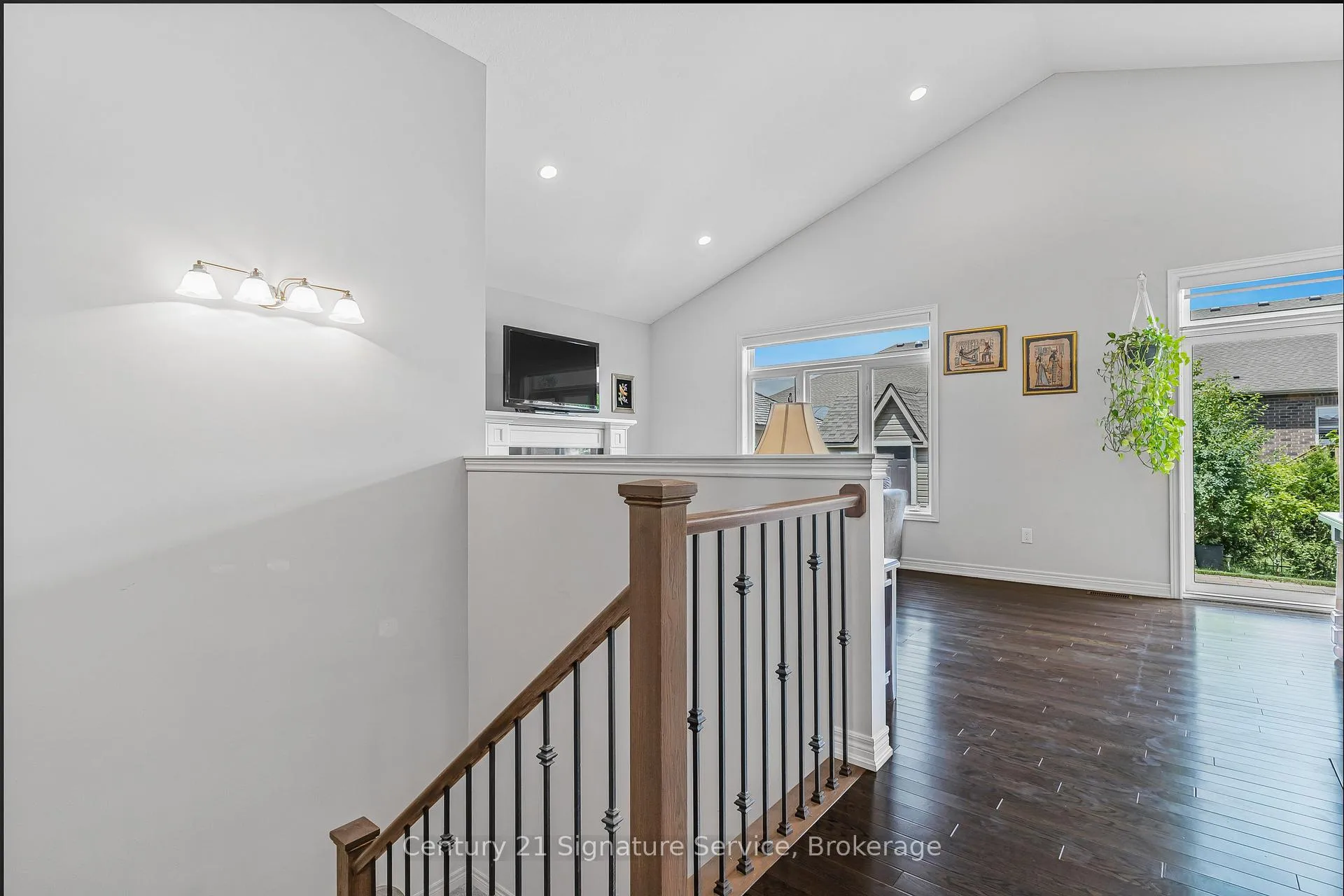 Photo 22 of 16 Gaiser Road, Welland, Coyle Creek — HOMEH