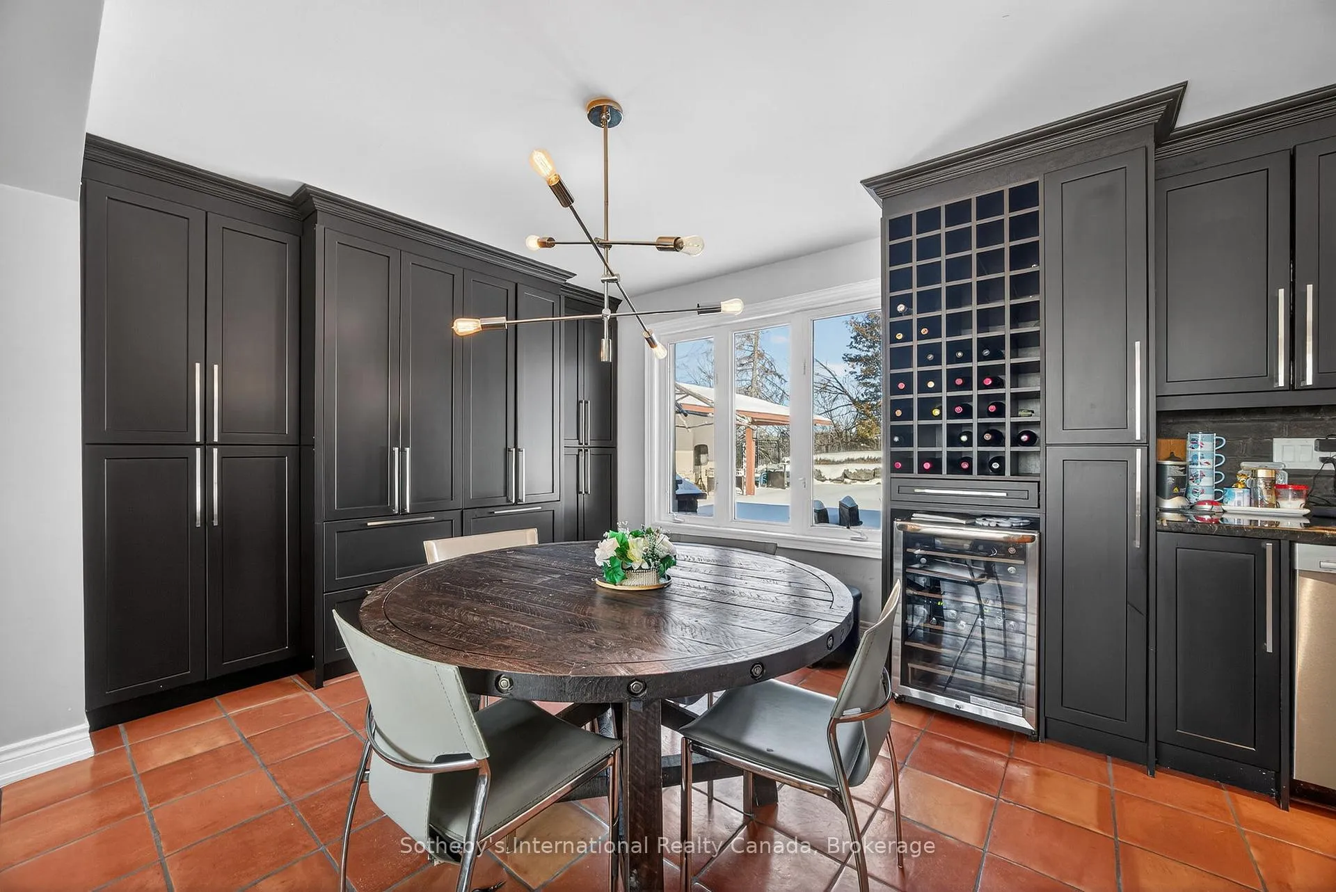 Photo 20 of 110 Palmer Circle, Caledon, Palgrave — HOMEH