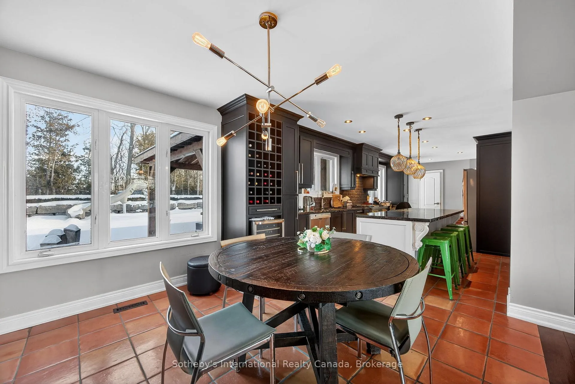 Photo 23 of 110 Palmer Circle, Caledon, Palgrave — HOMEH
