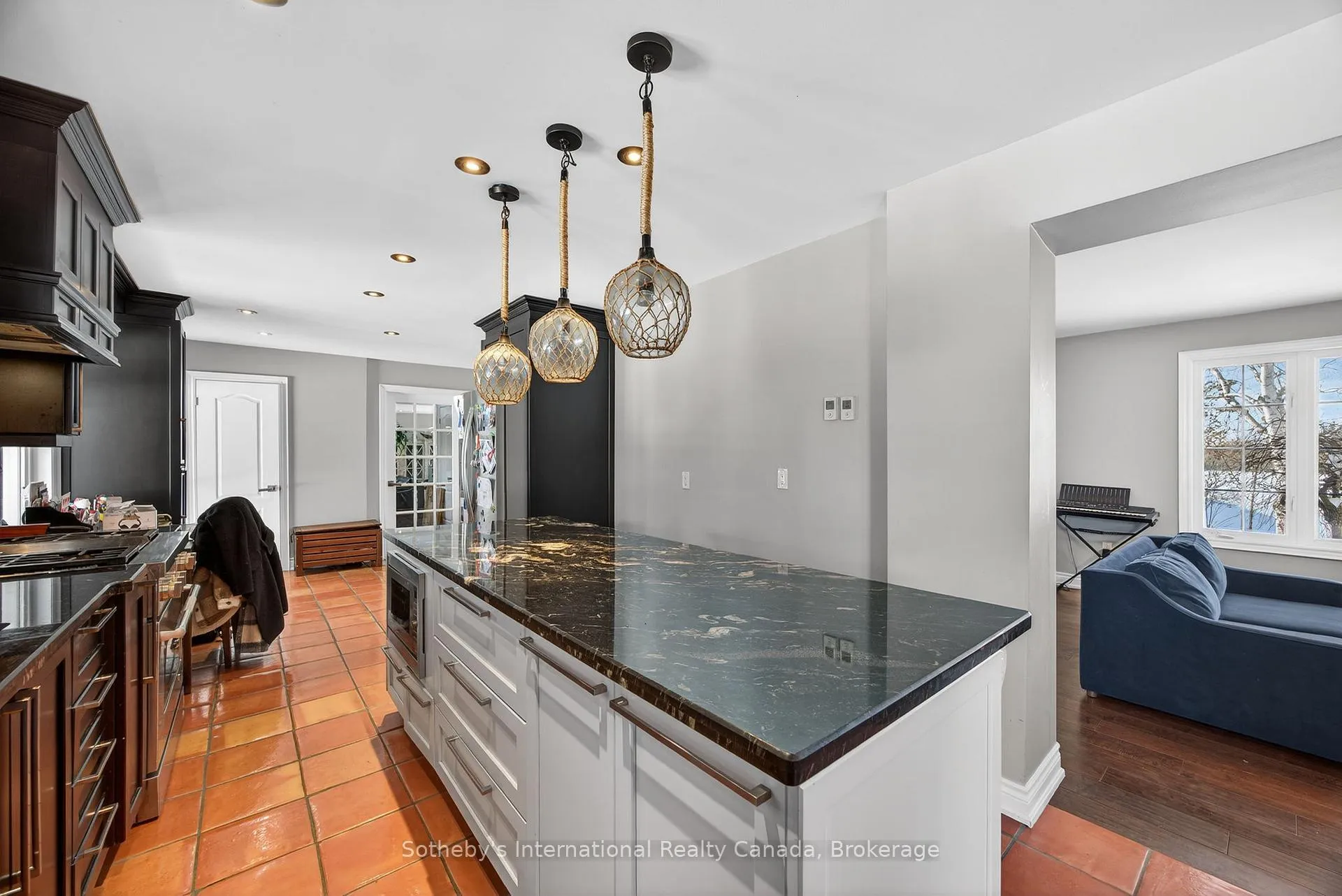Photo 25 of 110 Palmer Circle, Caledon, Palgrave — HOMEH