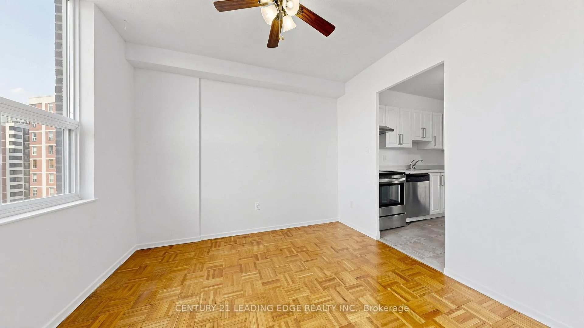 Photo 7 of Unit 1609, 20 Edgecliff Golfway, Toronto, Flemingdon Park — HOMEH