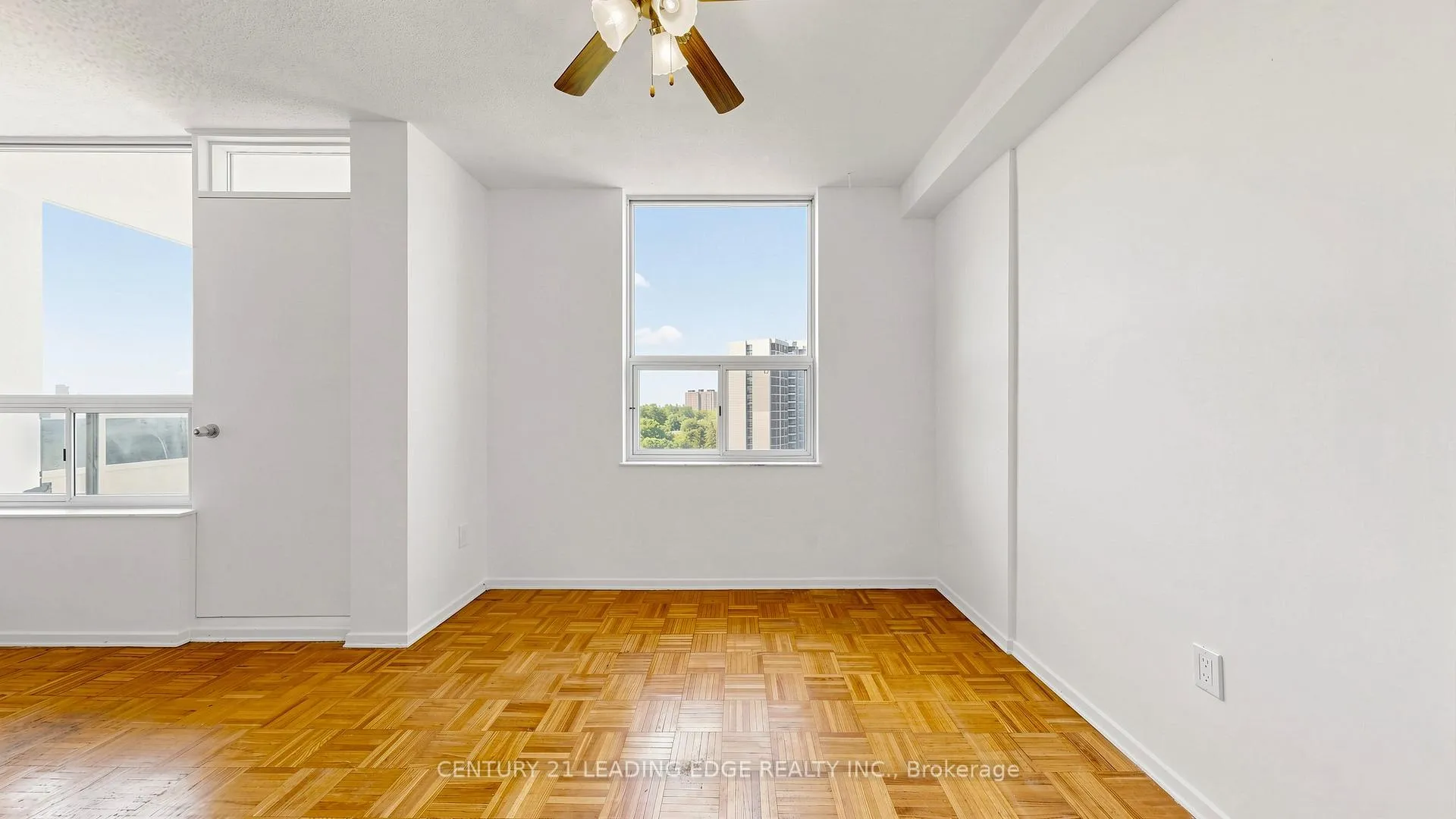 Photo 9 of Unit 1609, 20 Edgecliff Golfway, Toronto, Flemingdon Park — HOMEH