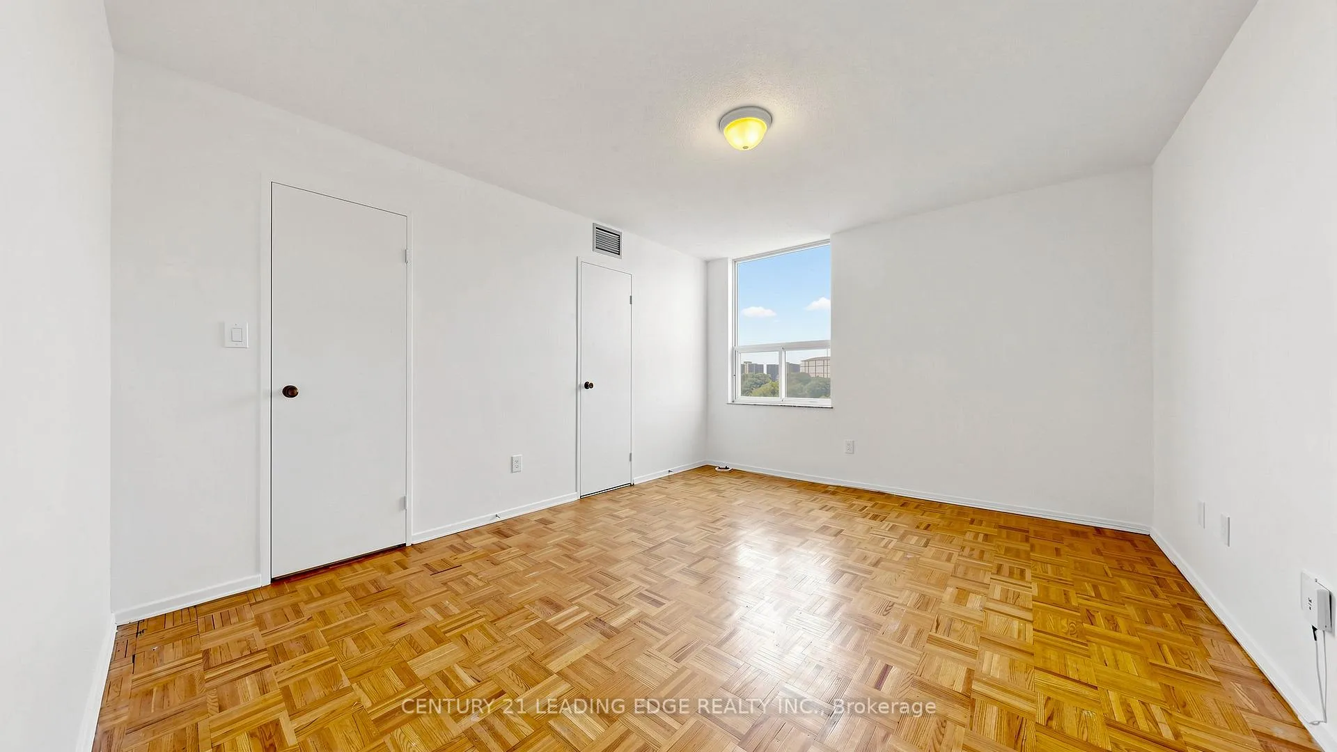 Photo 16 of Unit 1609, 20 Edgecliff Golfway, Toronto, Flemingdon Park — HOMEH