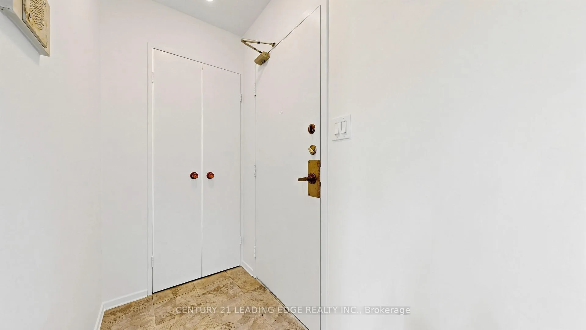 Photo 29 of Unit 1609, 20 Edgecliff Golfway, Toronto, Flemingdon Park — HOMEH