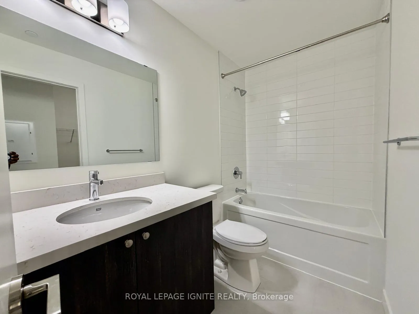 Photo 14 of Unit 408, 51 Clarington Boulevard, Clarington, Bowmanville — HOMEH