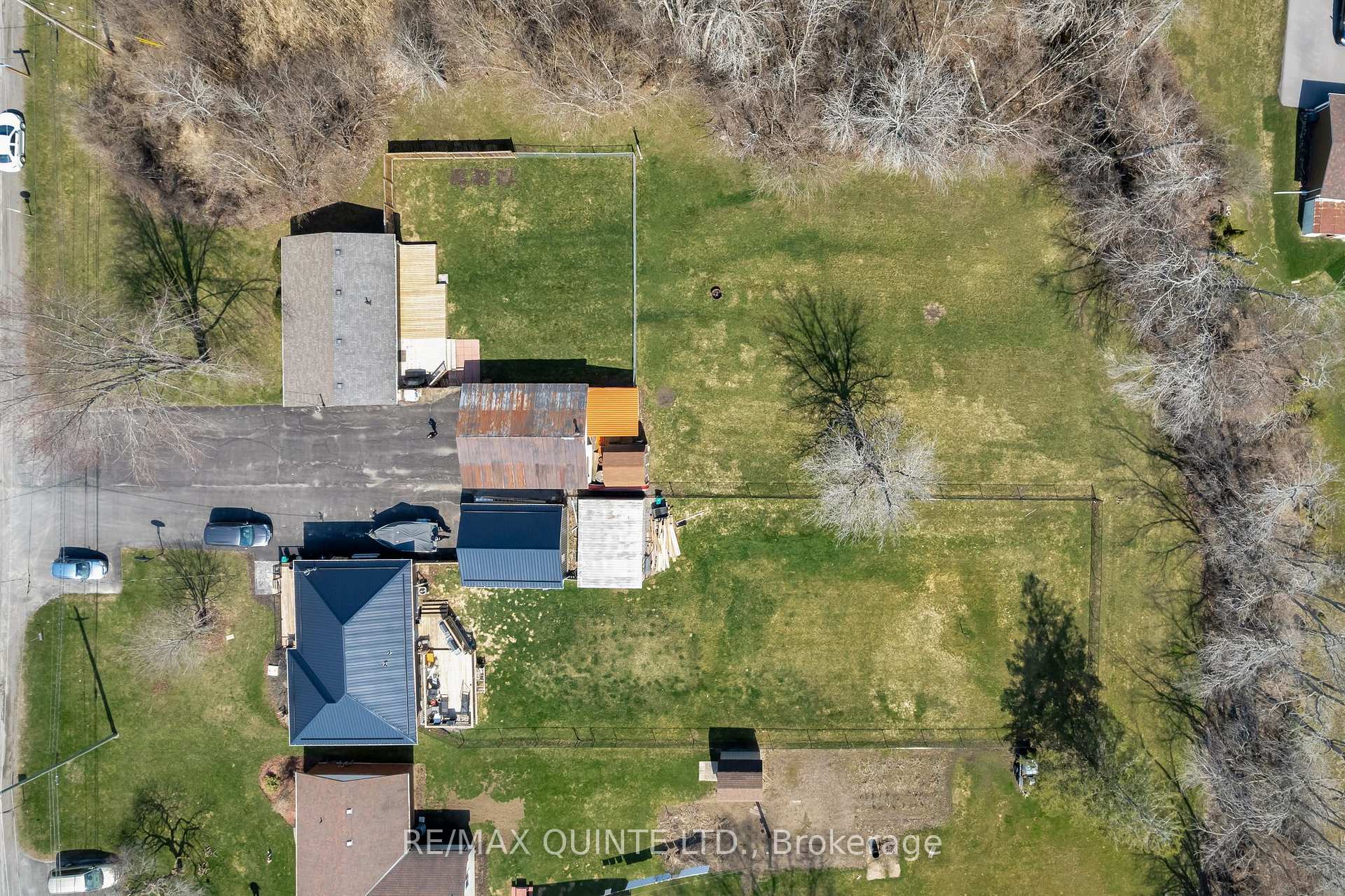 Photo 6 of 72 Ashley Street, Belleville, Thurlow Ward — HOMEH