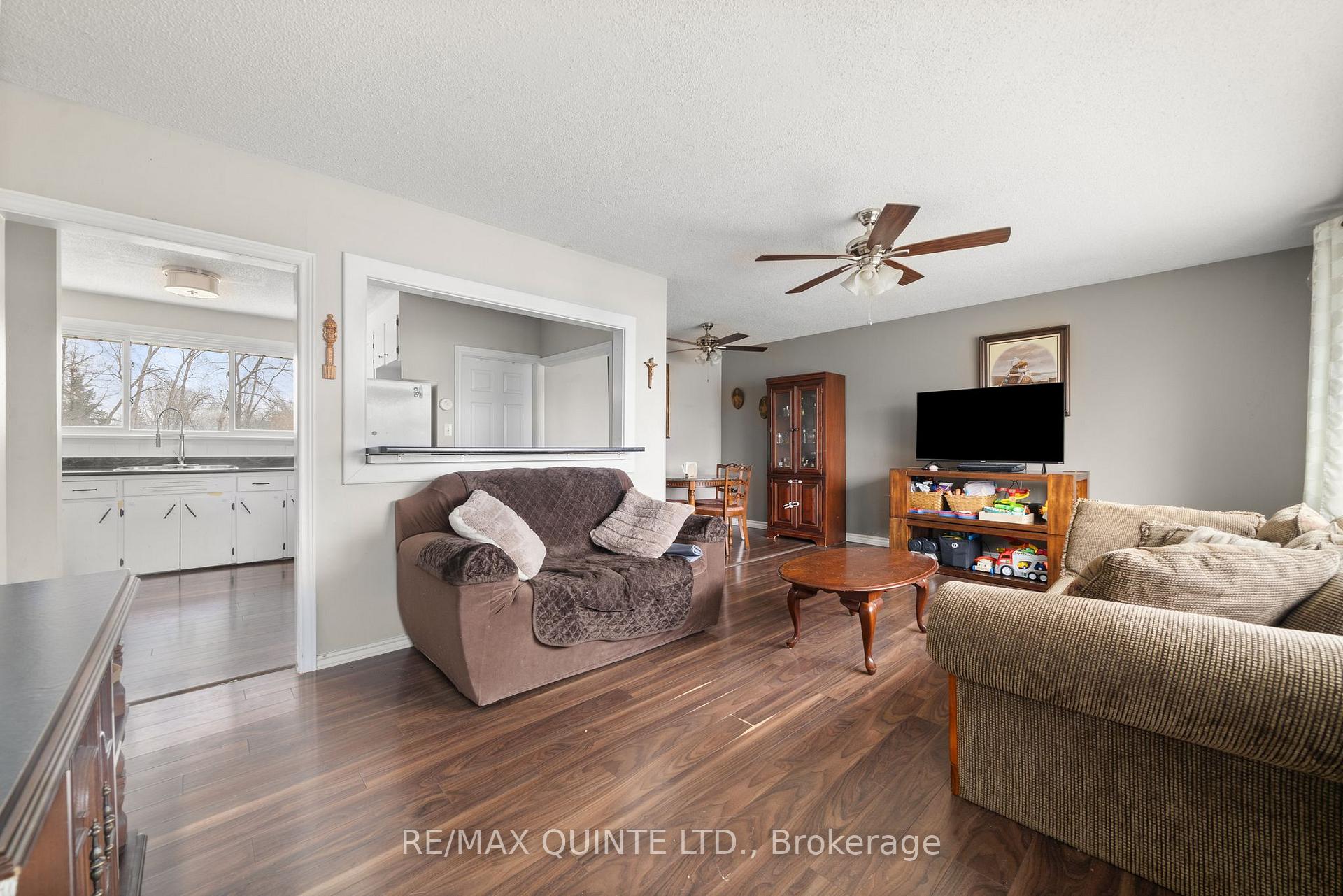 Photo 12 of 72 Ashley Street, Belleville, Thurlow Ward — HOMEH