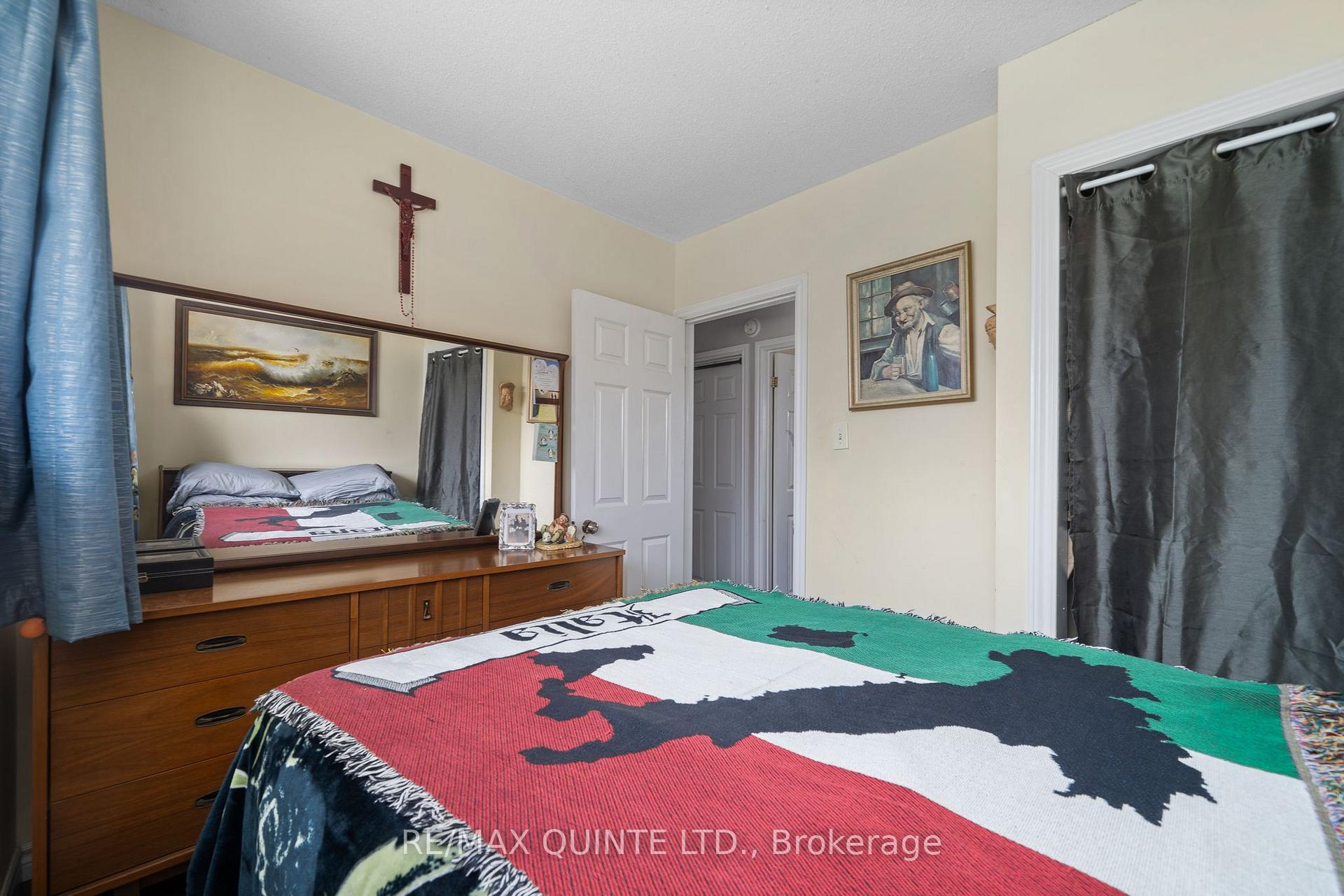 Photo 21 of 72 Ashley Street, Belleville, Thurlow Ward — HOMEH