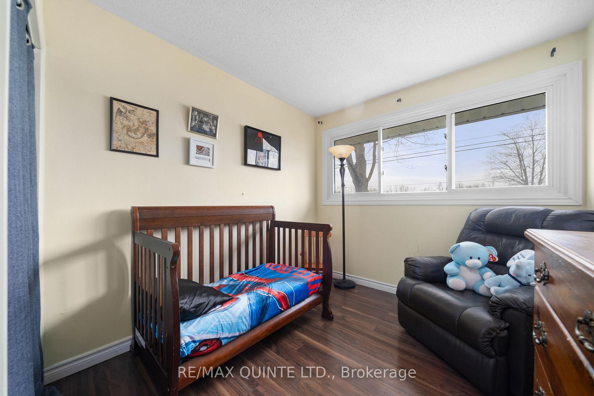 Photo 24 of 72 Ashley Street, Belleville, Thurlow Ward — HOMEH
