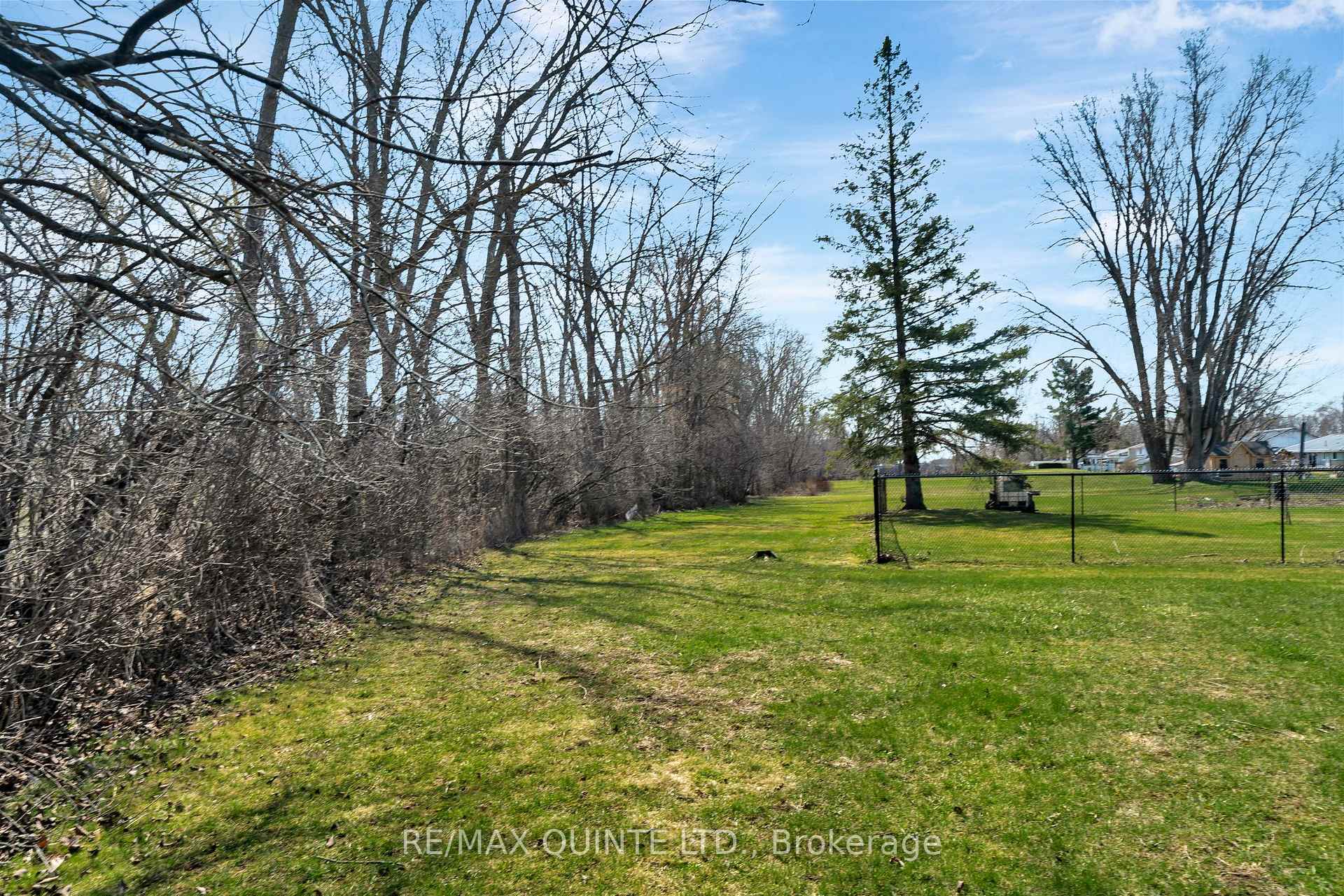 Photo 32 of 72 Ashley Street, Belleville, Thurlow Ward — HOMEH