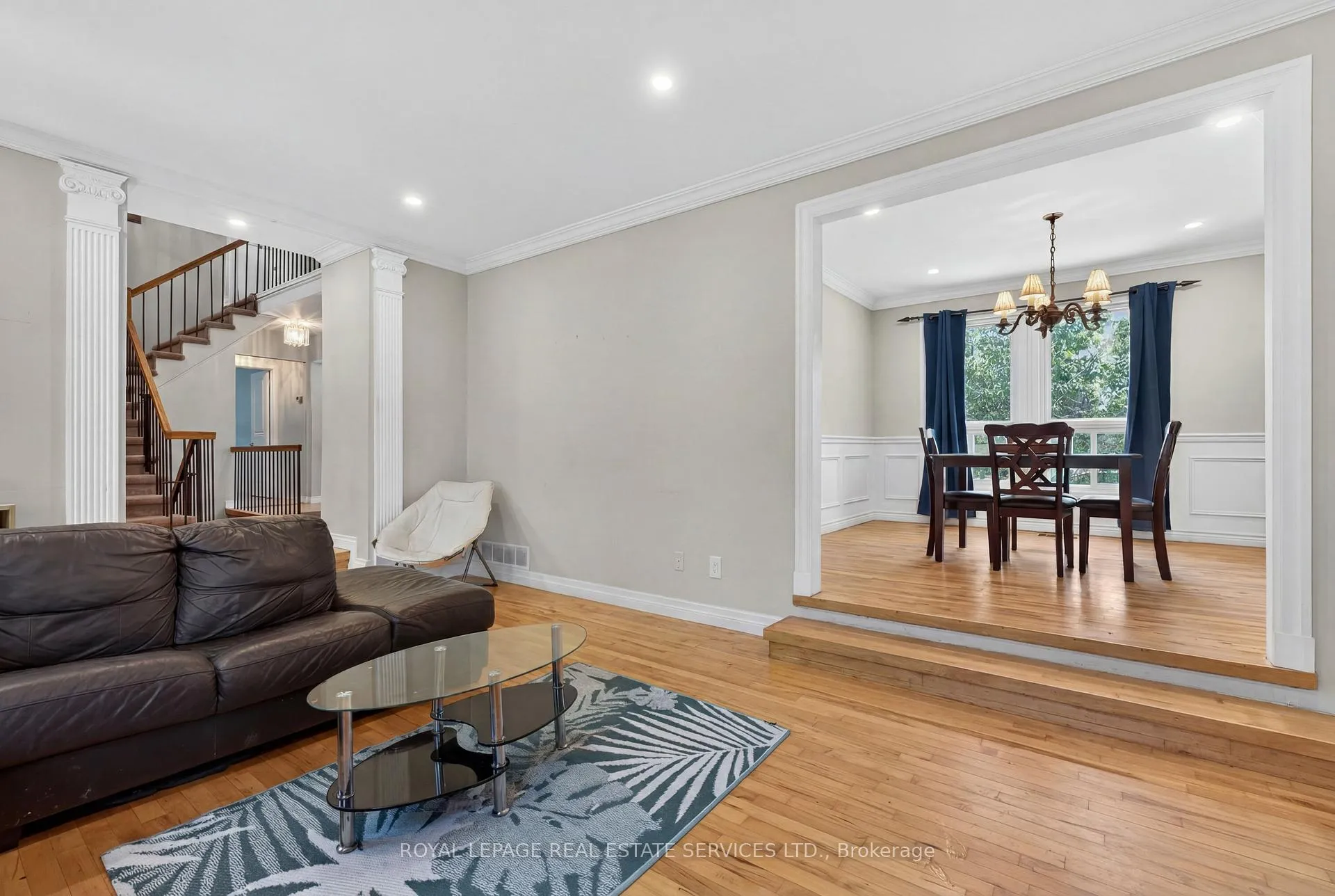 Photo 7 of 28 Wootten Way, Markham, Markham Village — HOMEH