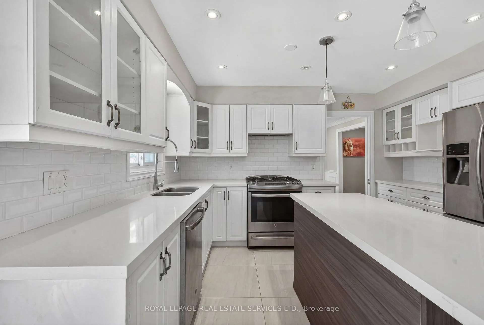Photo 15 of 28 Wootten Way, Markham, Markham Village — HOMEH