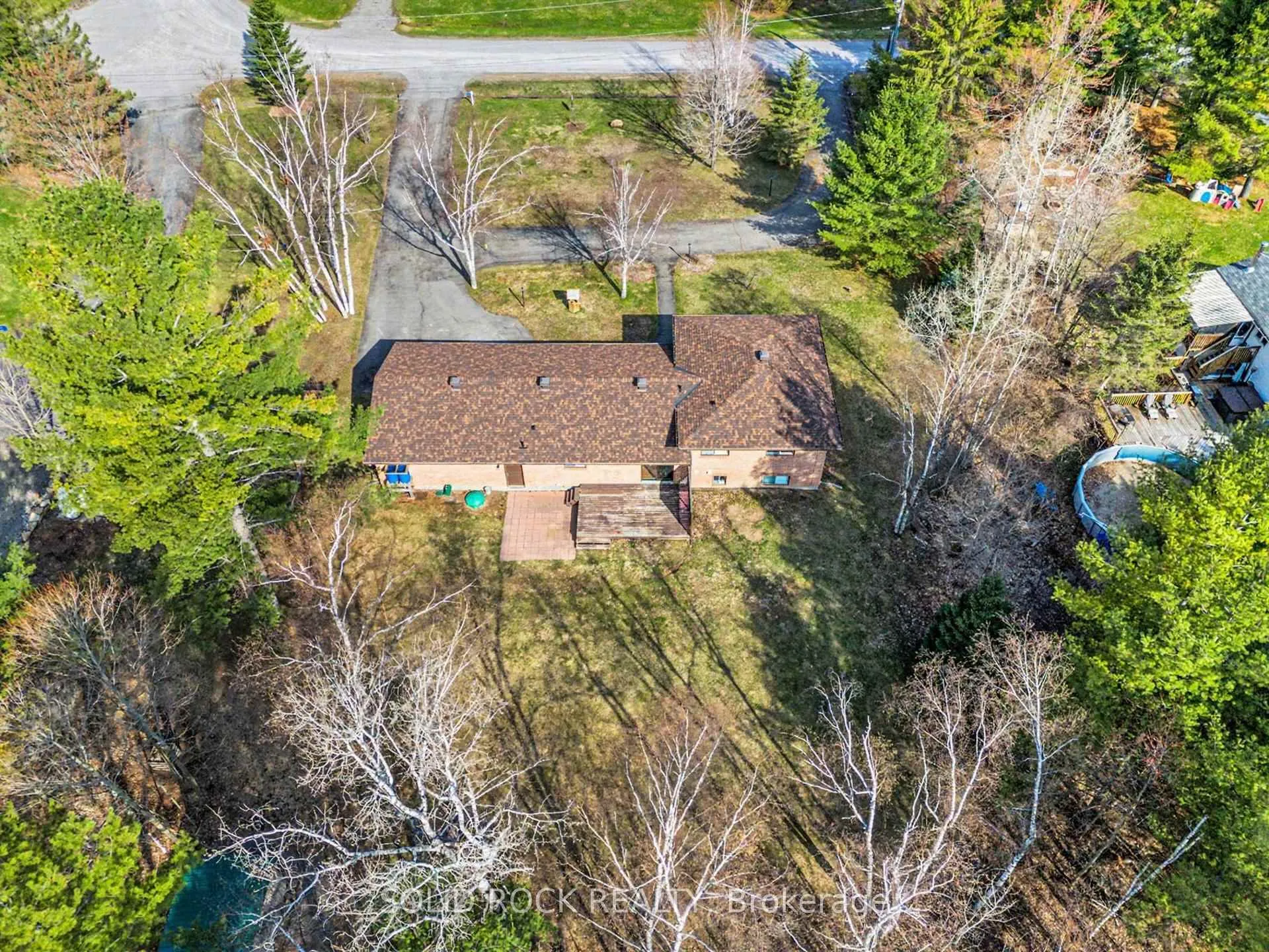 Photo 39 of 113 Goodwood Crescent, Beckwith, Beckwith Twp — HOMEH