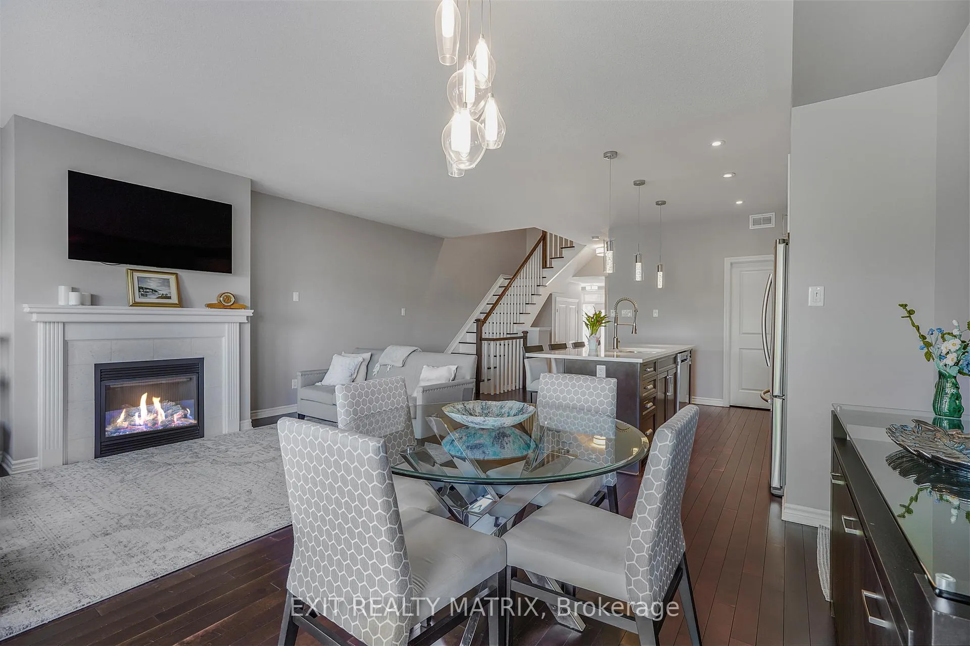 Photo 10 of 401 Gerry Lalonde Drive, Ottawa, Avalon West — HOMEH