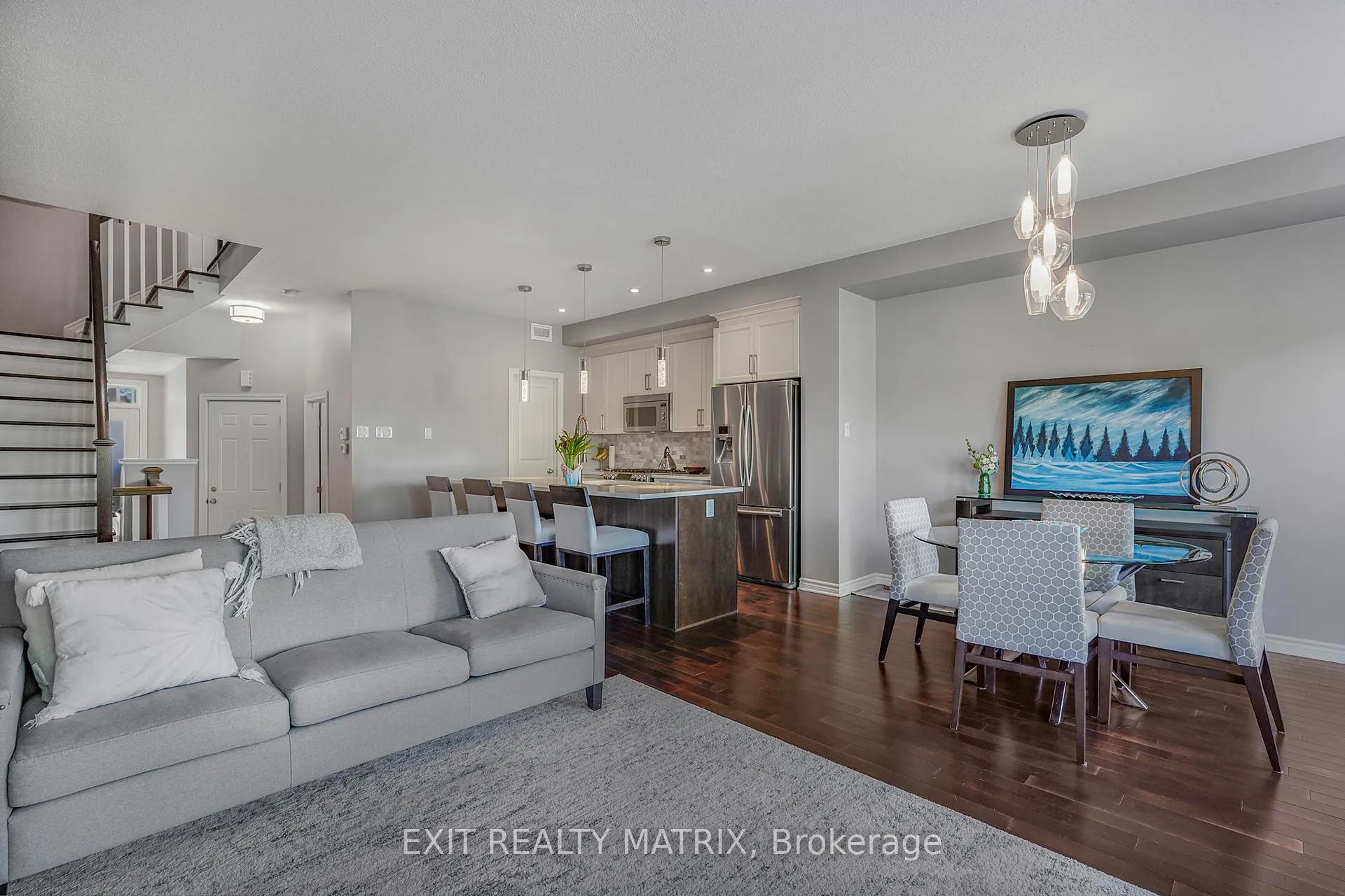 Photo 12 of 401 Gerry Lalonde Drive, Ottawa, Avalon West — HOMEH