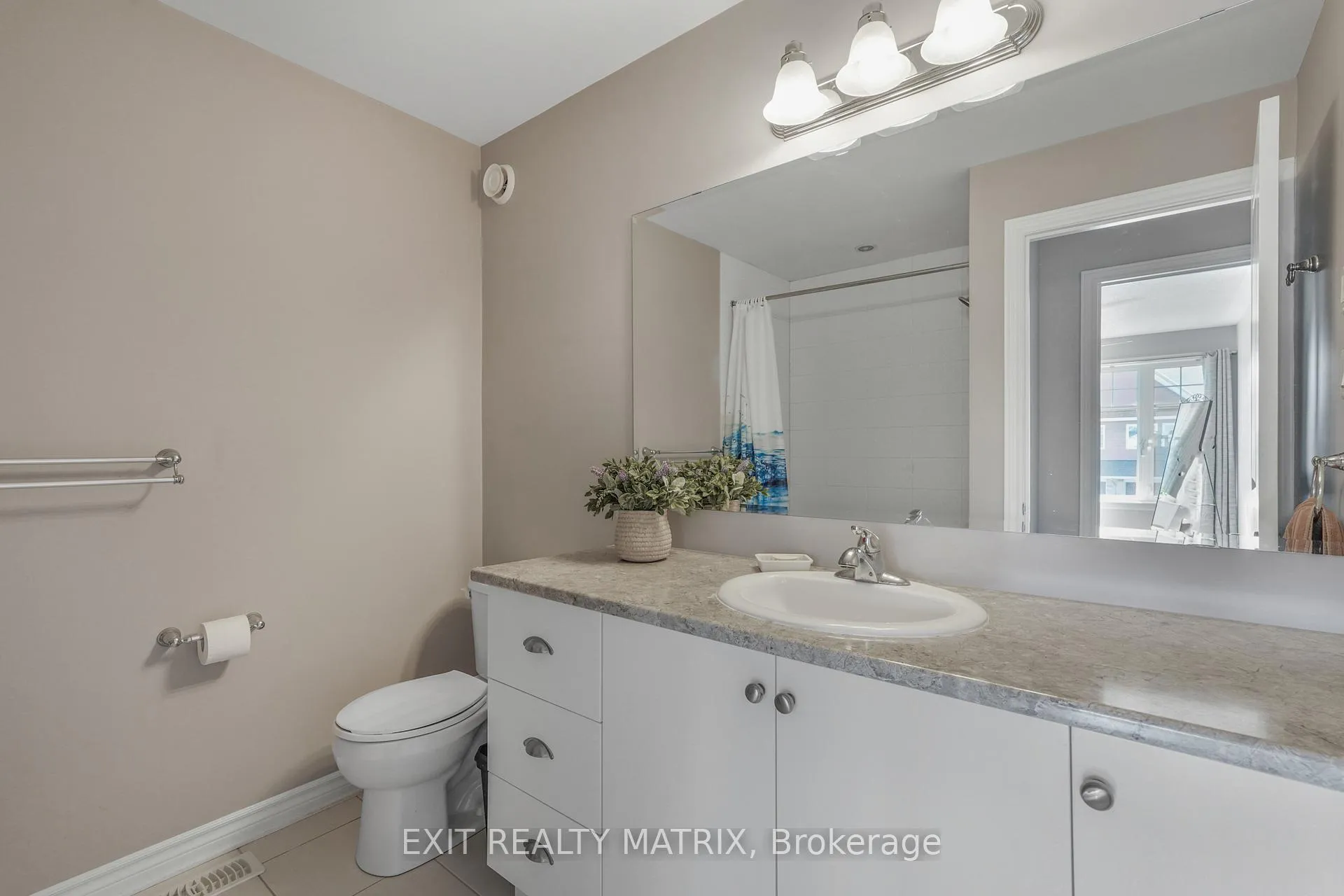 Photo 18 of 401 Gerry Lalonde Drive, Ottawa, Avalon West — HOMEH