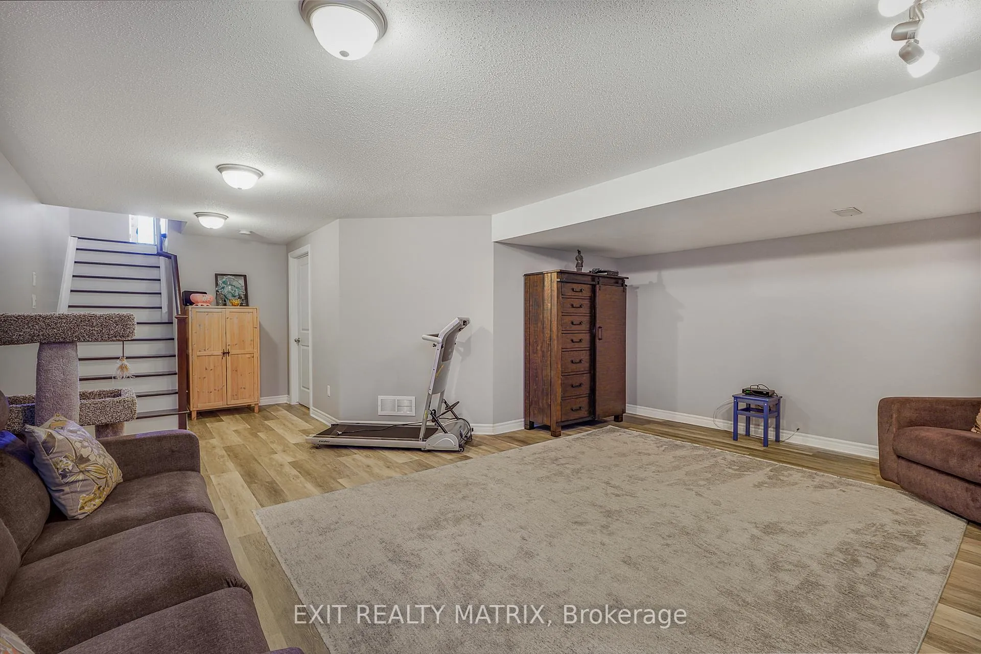 Photo 26 of 401 Gerry Lalonde Drive, Ottawa, Avalon West — HOMEH