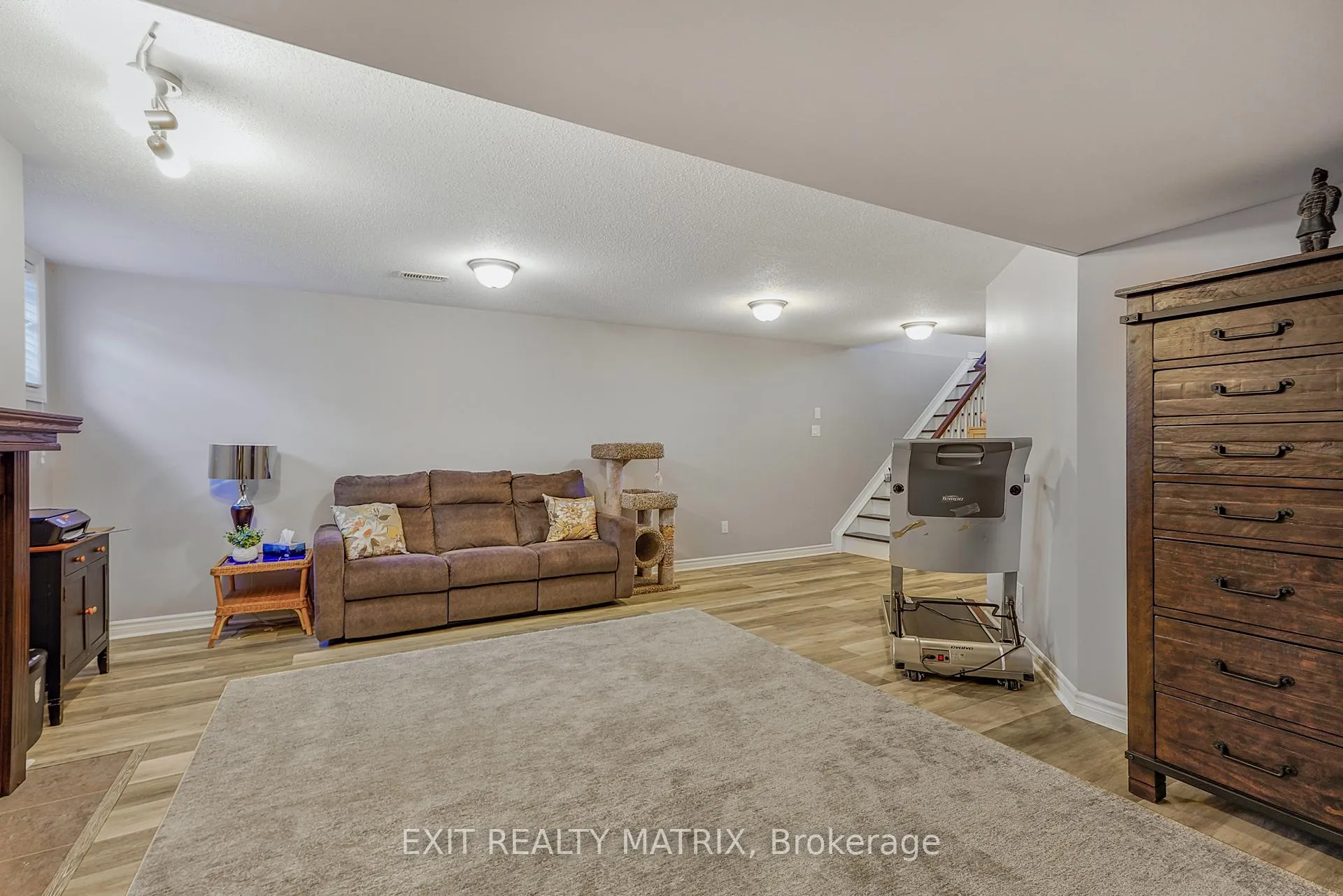 Photo 27 of 401 Gerry Lalonde Drive, Ottawa, Avalon West — HOMEH