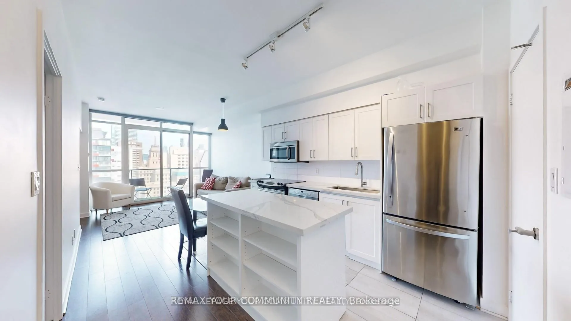 Photo 1 of Unit 2305, 126 Simcoe St Street, Toronto, Waterfront Communities — HOMEH
