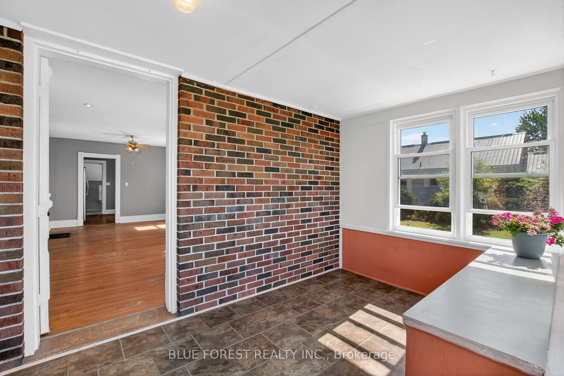 Photo 5 of 11064 Miller Road, Dutton/Dunwich, Dutton — HOMEH