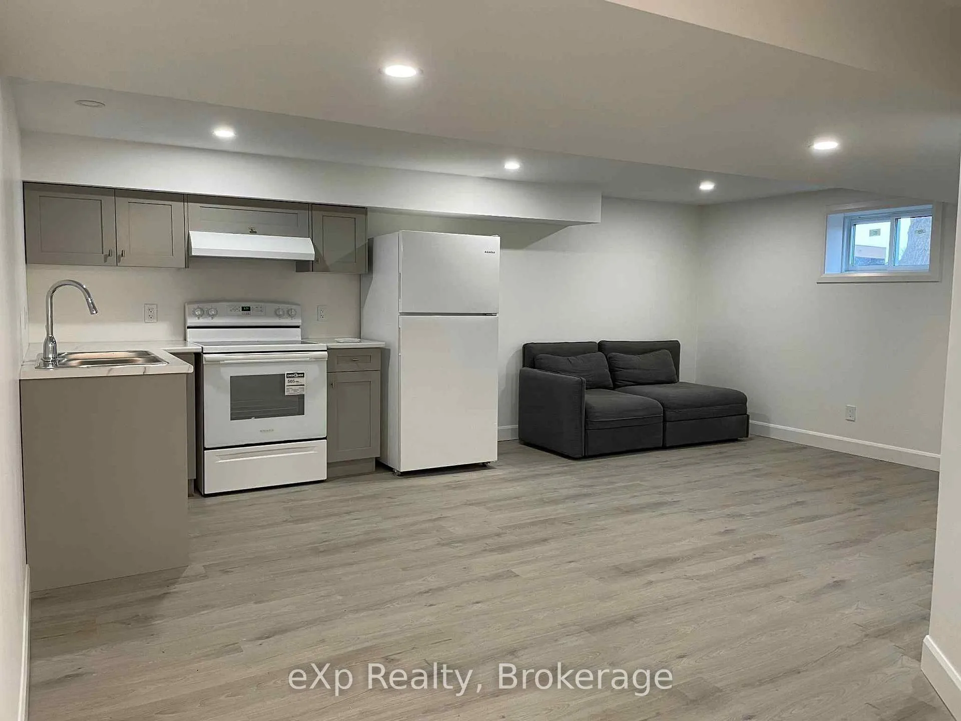 Photo 3 of Unit Lower, 536 Dundas Street E, Belleville, Belleville Ward — HOMEH