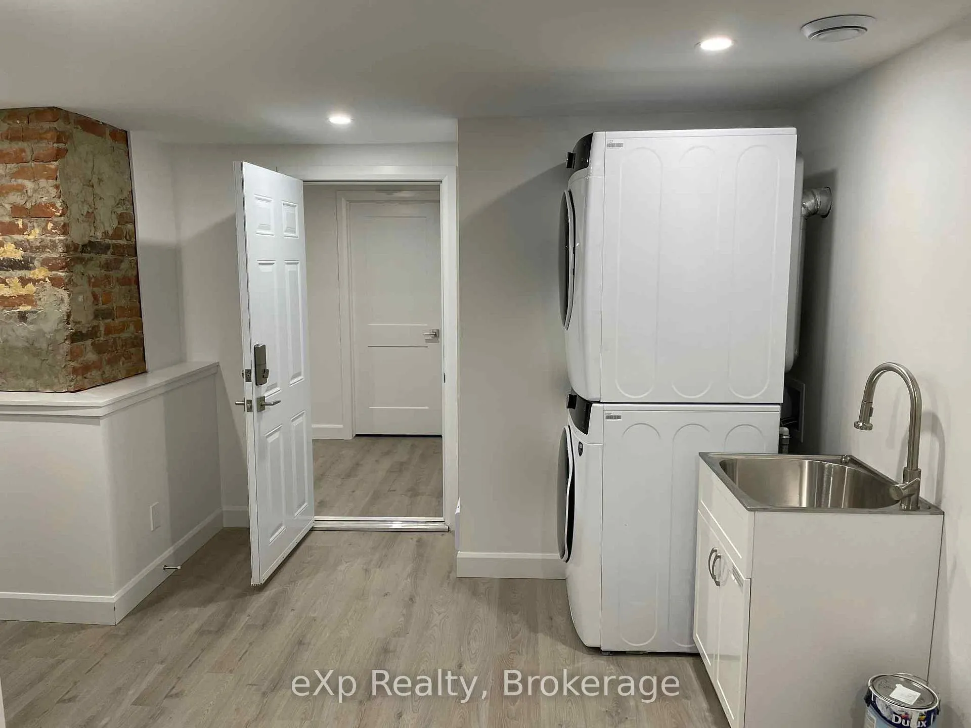 Photo 8 of Unit Lower, 536 Dundas Street E, Belleville, Belleville Ward — HOMEH