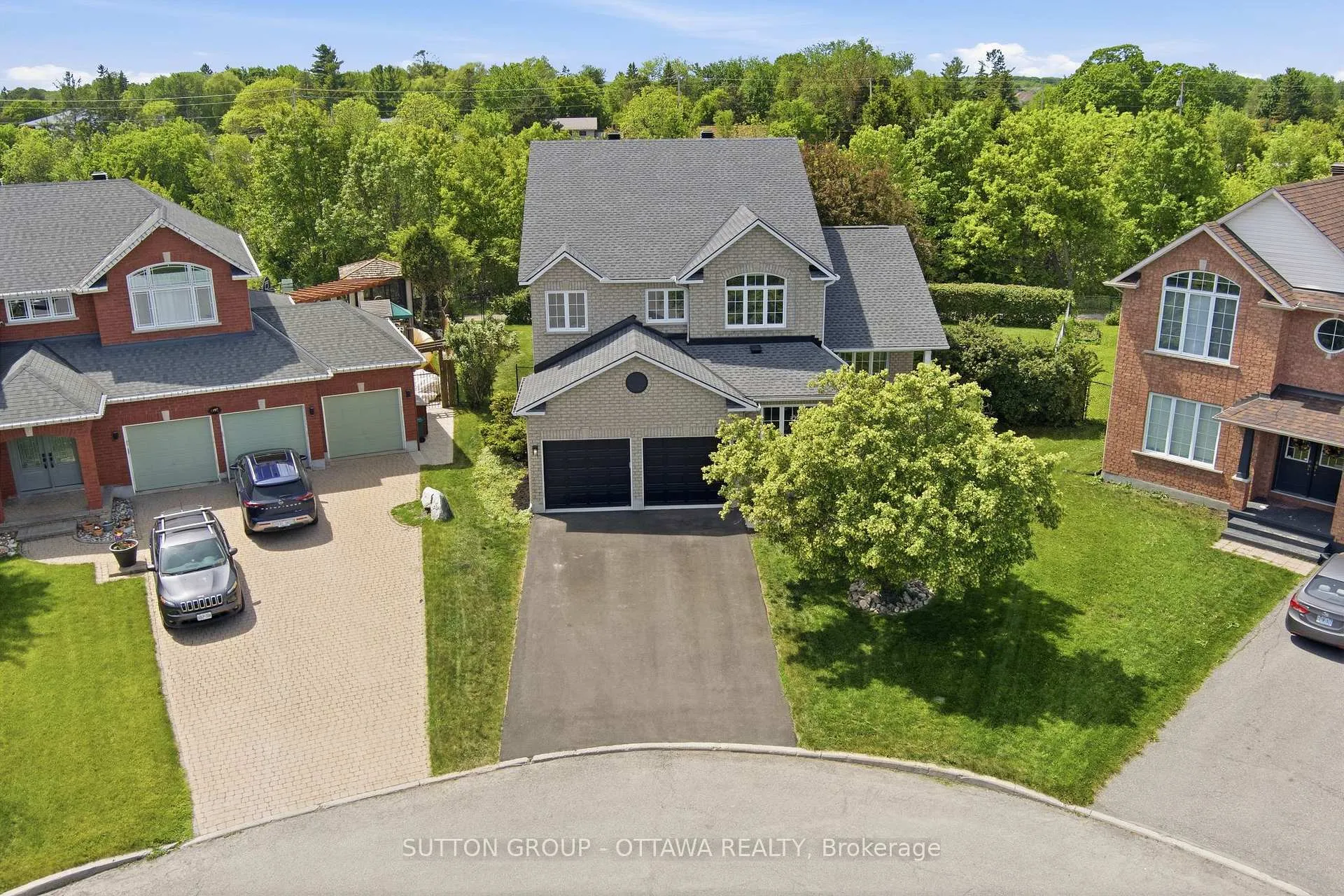 Photo 1 of 4195 Wolfe Point Way, Ottawa, Riverside South/Gloucester Glen — HOMEH