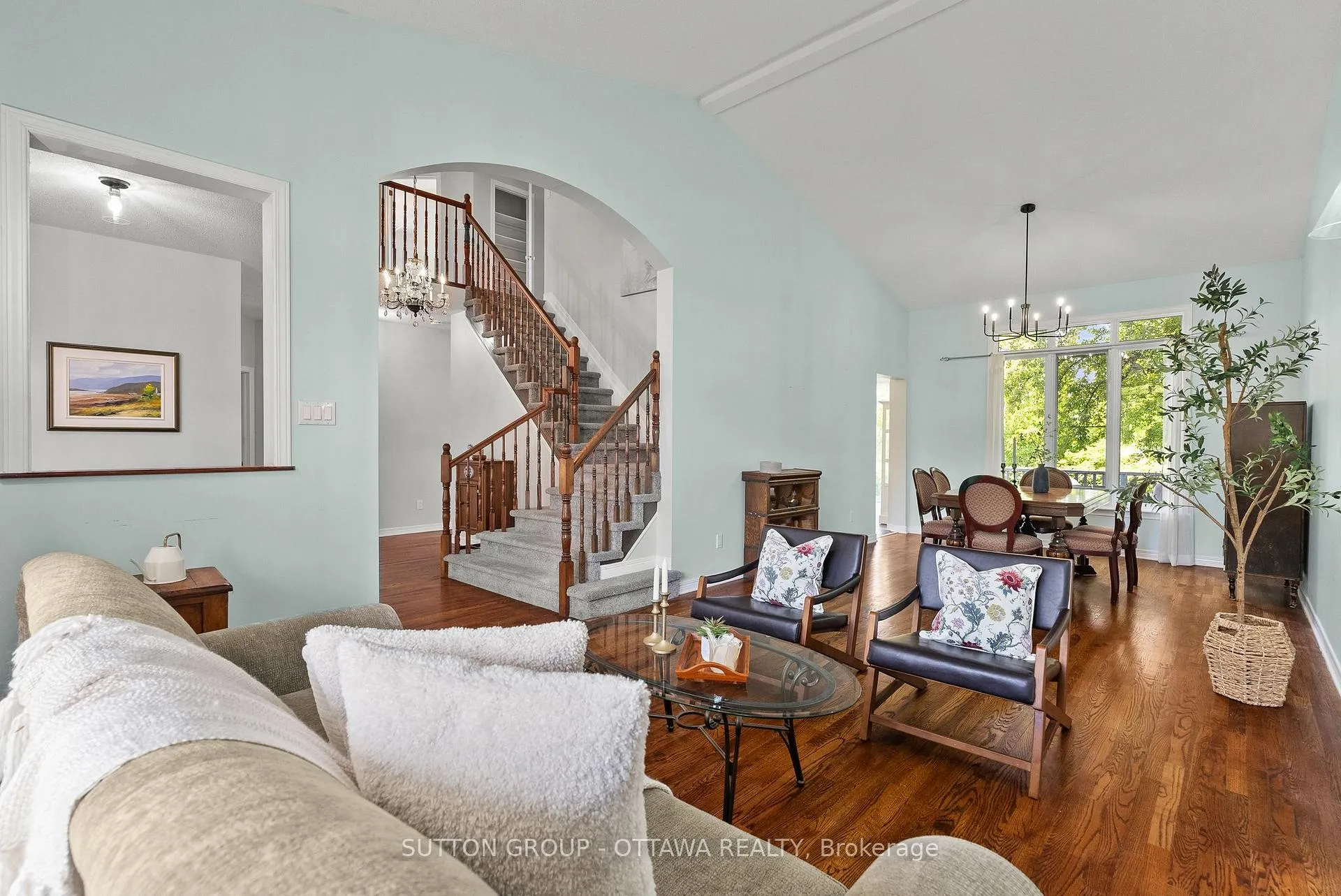 Photo 9 of 4195 Wolfe Point Way, Ottawa, Riverside South/Gloucester Glen — HOMEH