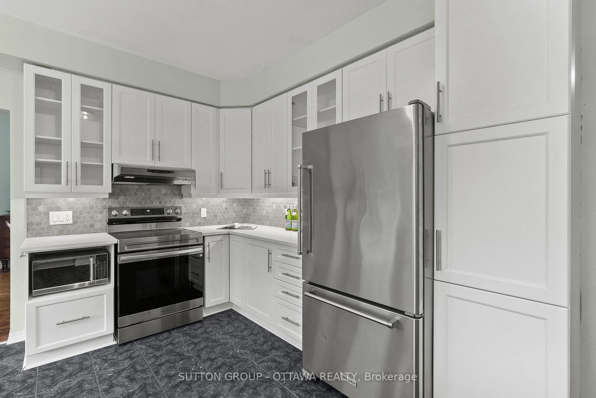 Photo 14 of 4195 Wolfe Point Way, Ottawa, Riverside South/Gloucester Glen — HOMEH