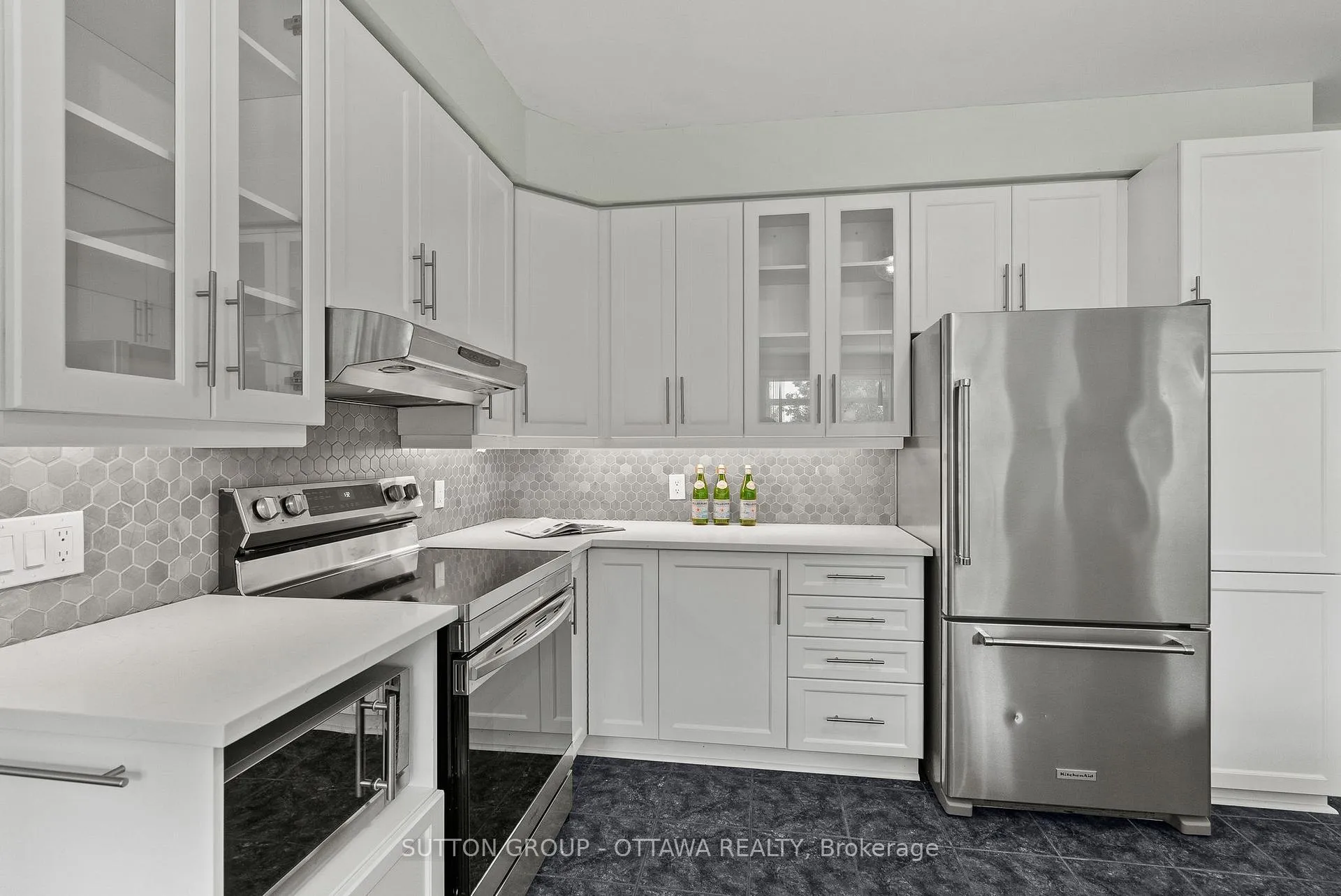 Photo 15 of 4195 Wolfe Point Way, Ottawa, Riverside South/Gloucester Glen — HOMEH