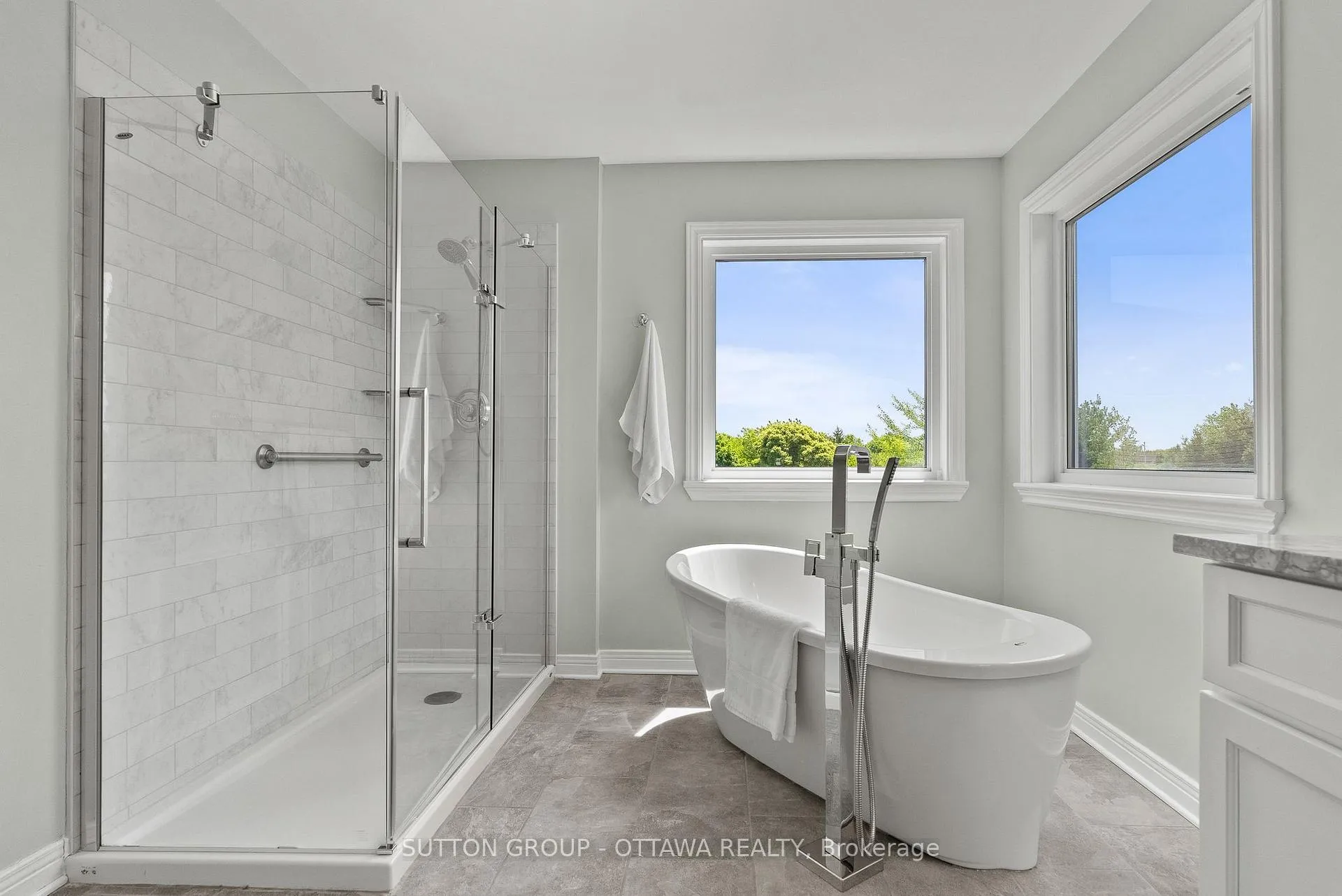 Photo 35 of 4195 Wolfe Point Way, Ottawa, Riverside South/Gloucester Glen — HOMEH